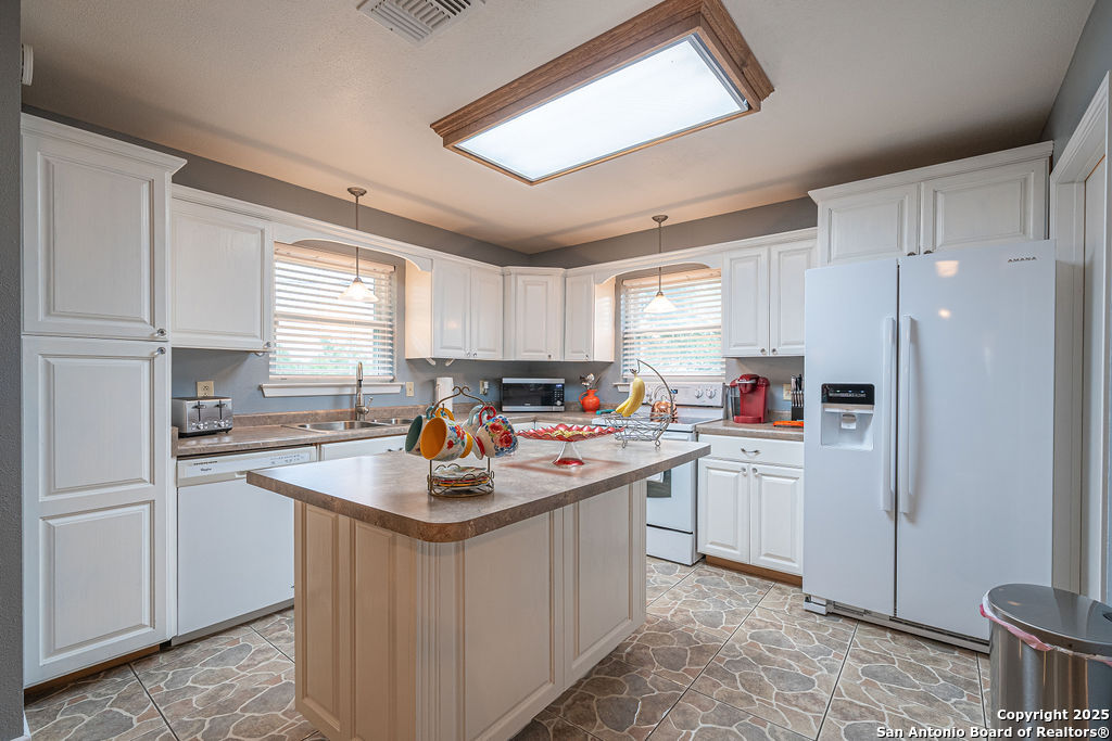 155 Ranch Country , La Vernia, TX, 78121 | 1861534 | Realty Texas LLC