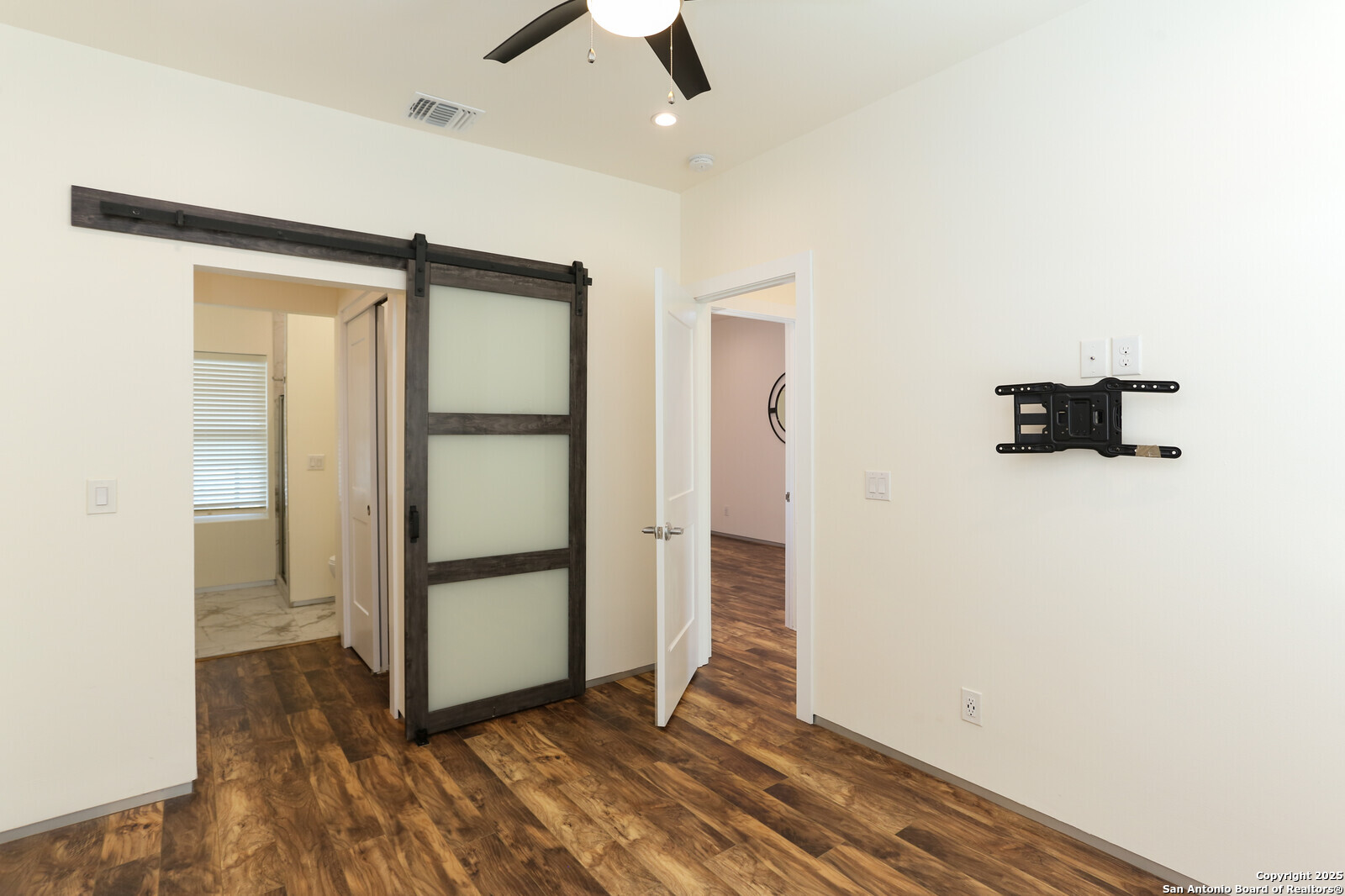 902 Montana St #103 , San Antonio, TX, 78203 | 1862327 | Realty Texas LLC