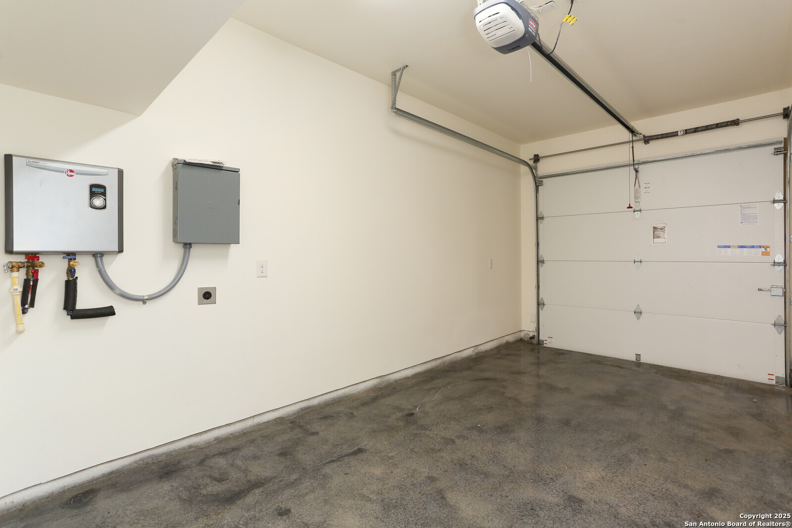 902 Montana St #103 , San Antonio, TX, 78203 | 1862327 | Realty Texas LLC