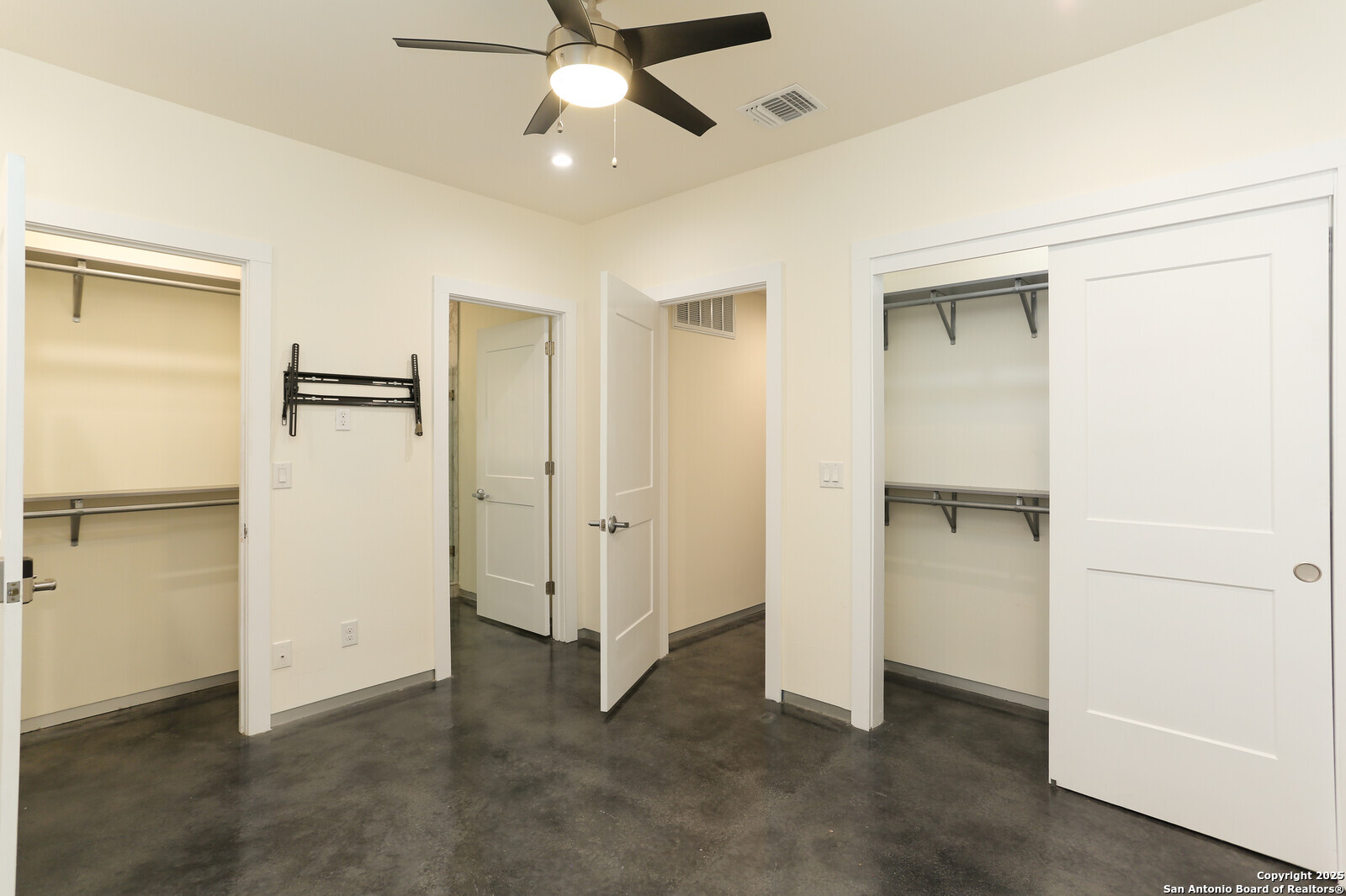 902 Montana St #103 , San Antonio, TX, 78203 | 1862327 | Realty Texas LLC