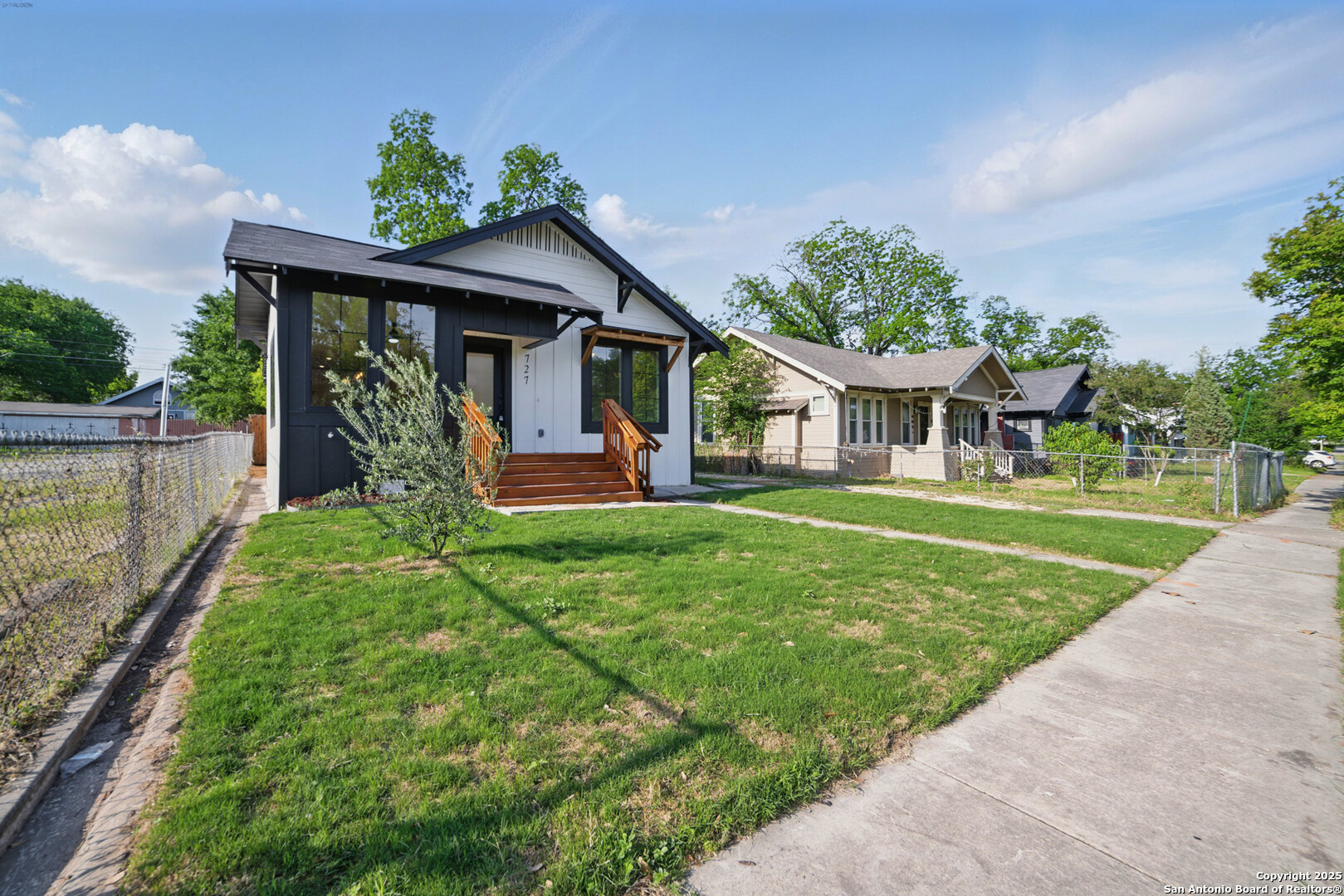 727 Hammond , San Antonio, TX, 78210 | 1862940 | Realty Texas LLC