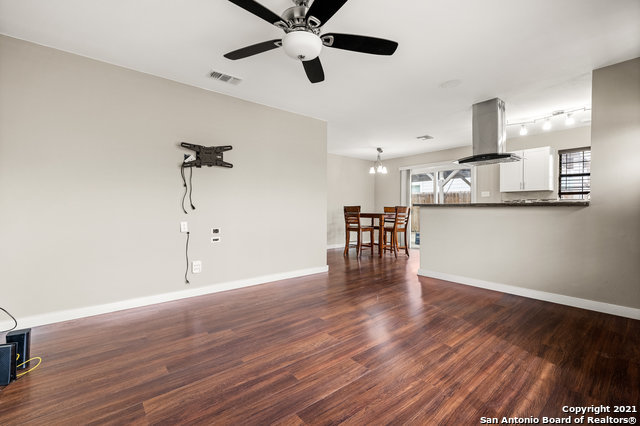 809 Nevada St , San Antonio, TX, 78203 | 1863473 | Realty Texas LLC