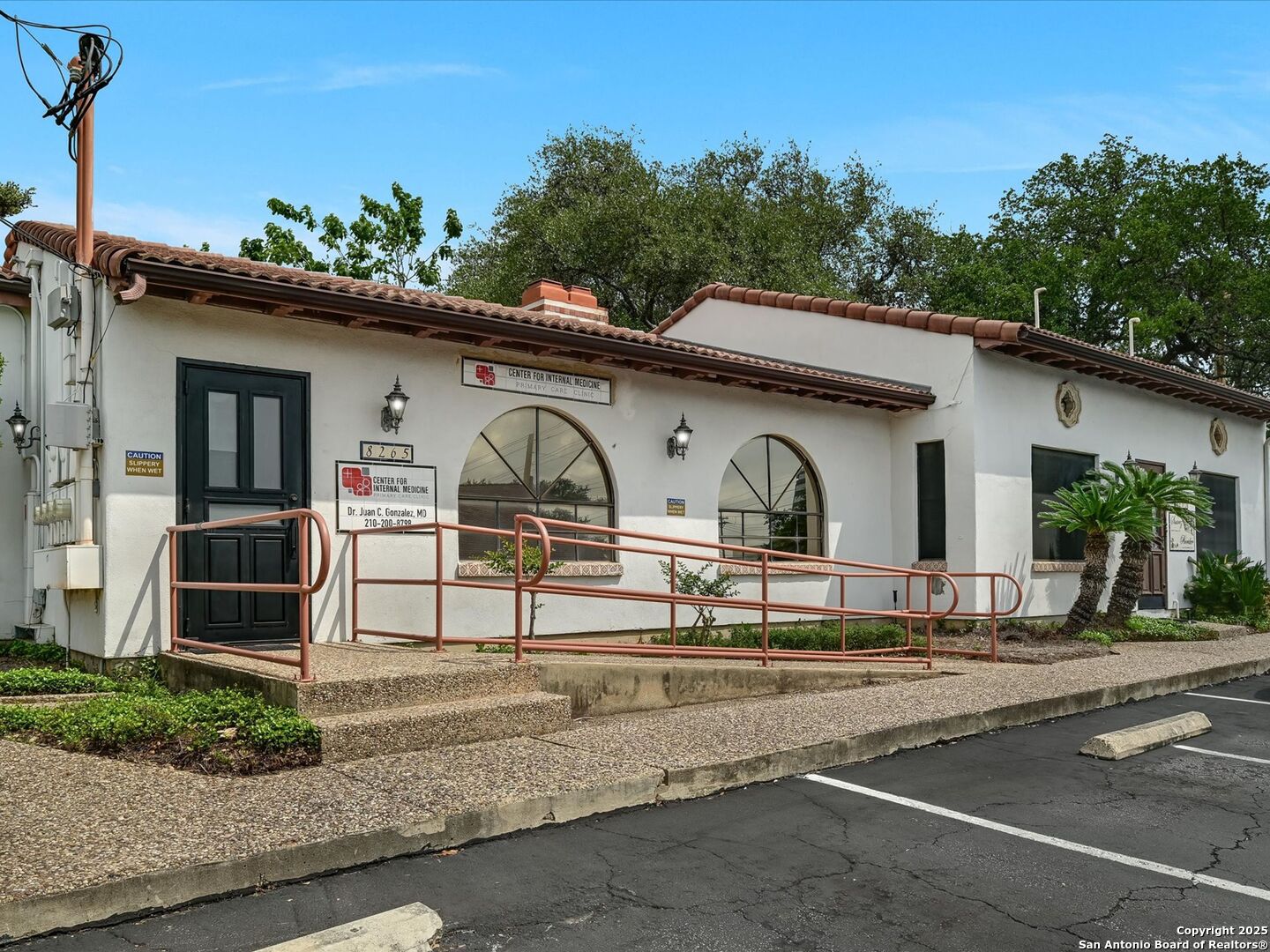 8265 Fredericksburg , San Antonio, TX, 78229 | 1863357 | Realty Texas LLC