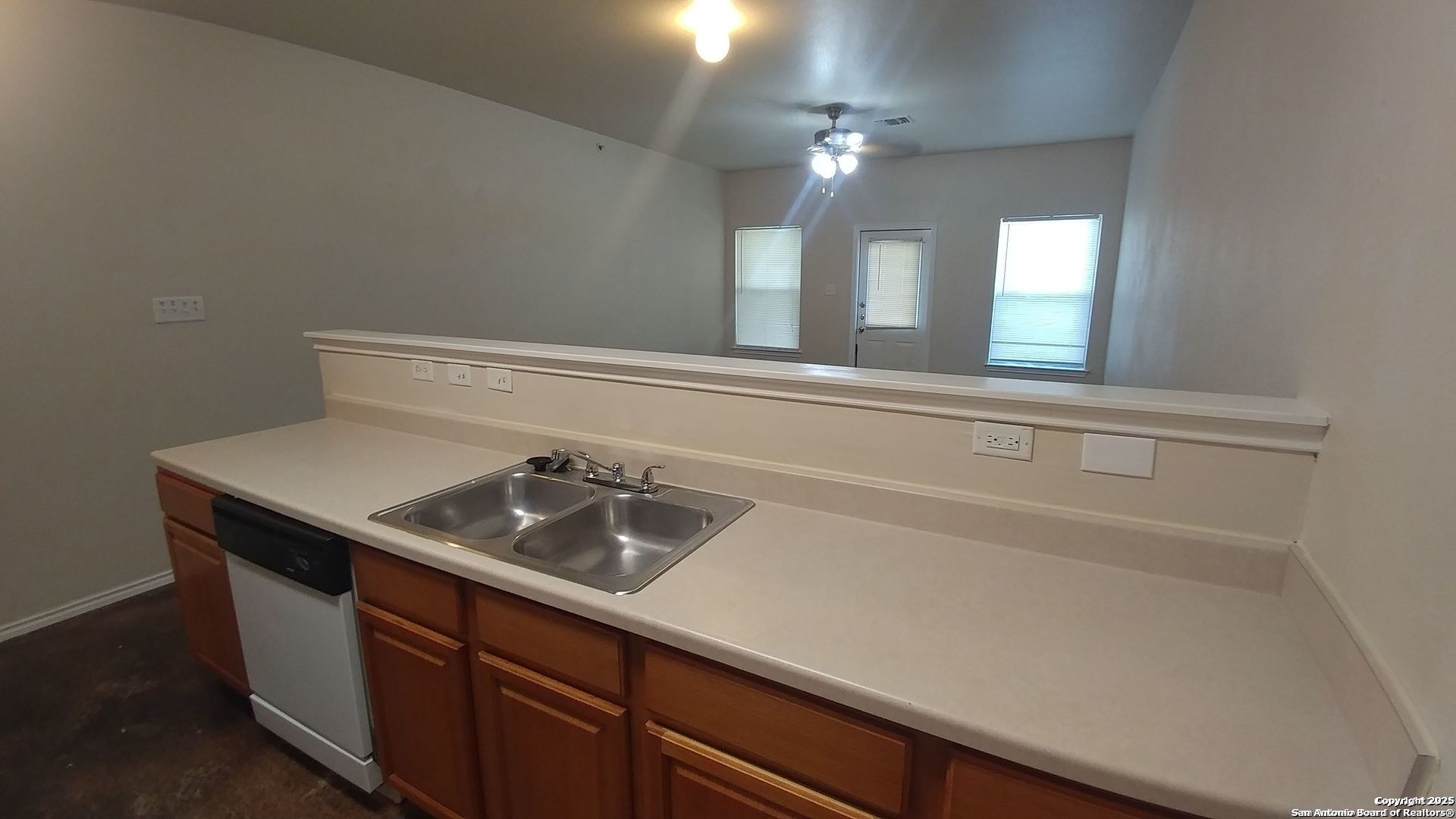 10619 Mathom , Universal City, TX, 78148 | 1862805 | Realty Texas LLC
