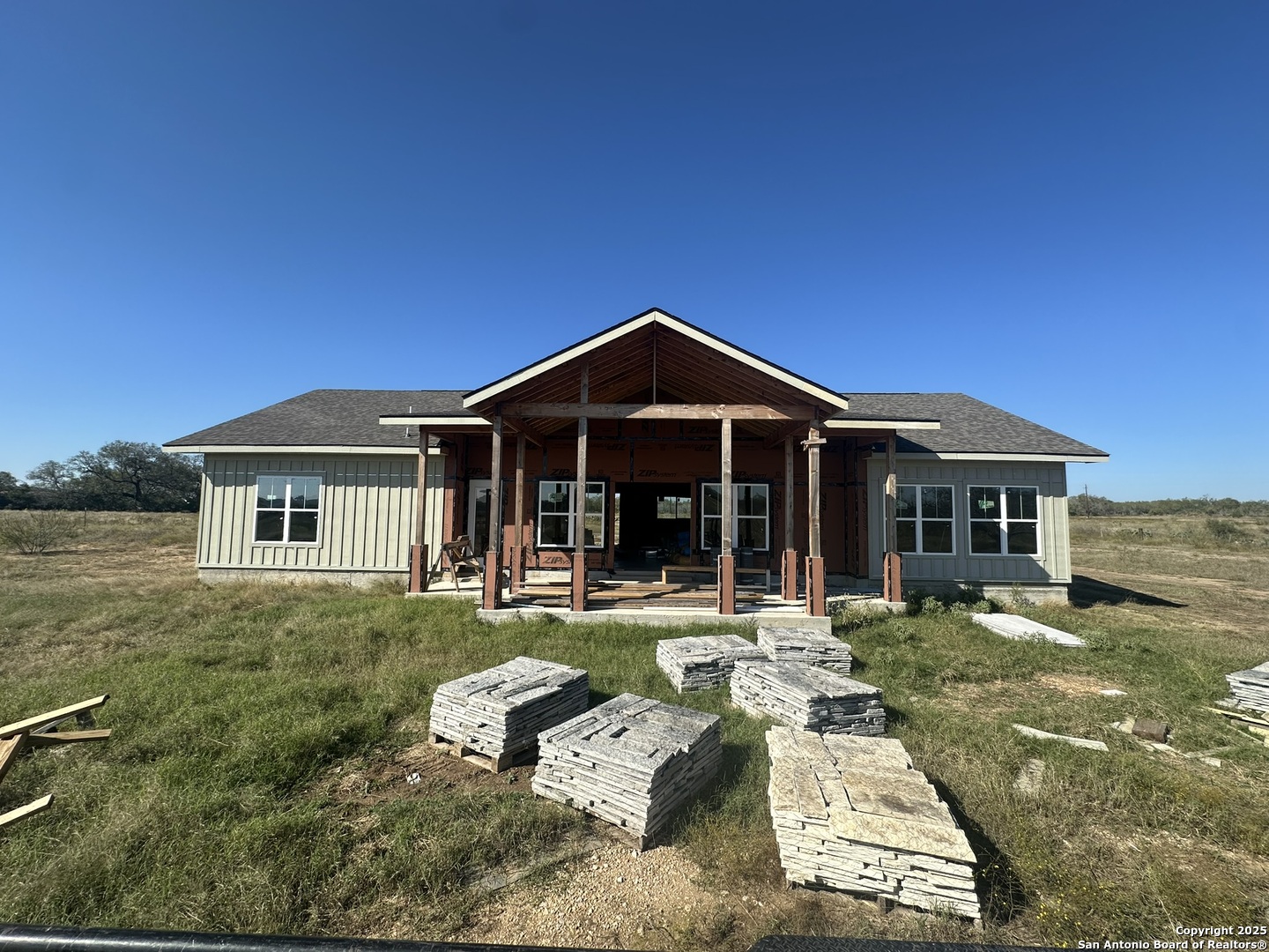 241 County Road 154 , Pleasanton, TX, 78064 | 1863538 | Realty Texas LLC