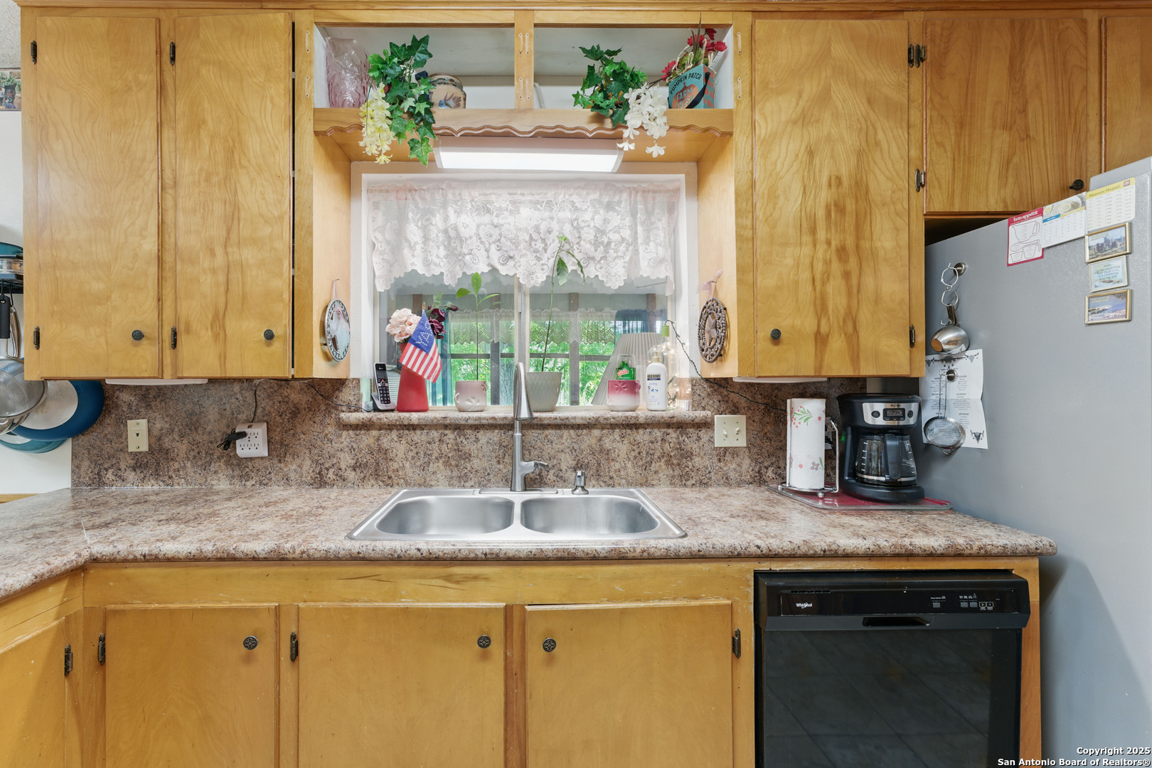 155 Valley View , Kerrville, TX, 78028 | 1864276 | Realty Texas LLC