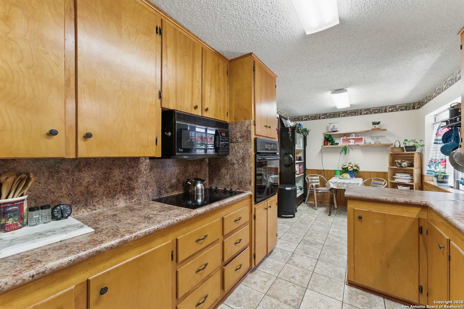155 Valley View , Kerrville, TX, 78028 | 1864276 | Realty Texas LLC