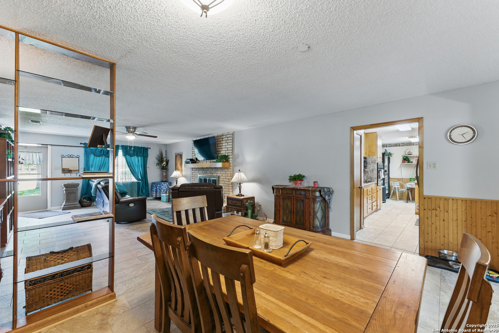 155 Valley View , Kerrville, TX, 78028 | 1864276 | Realty Texas LLC