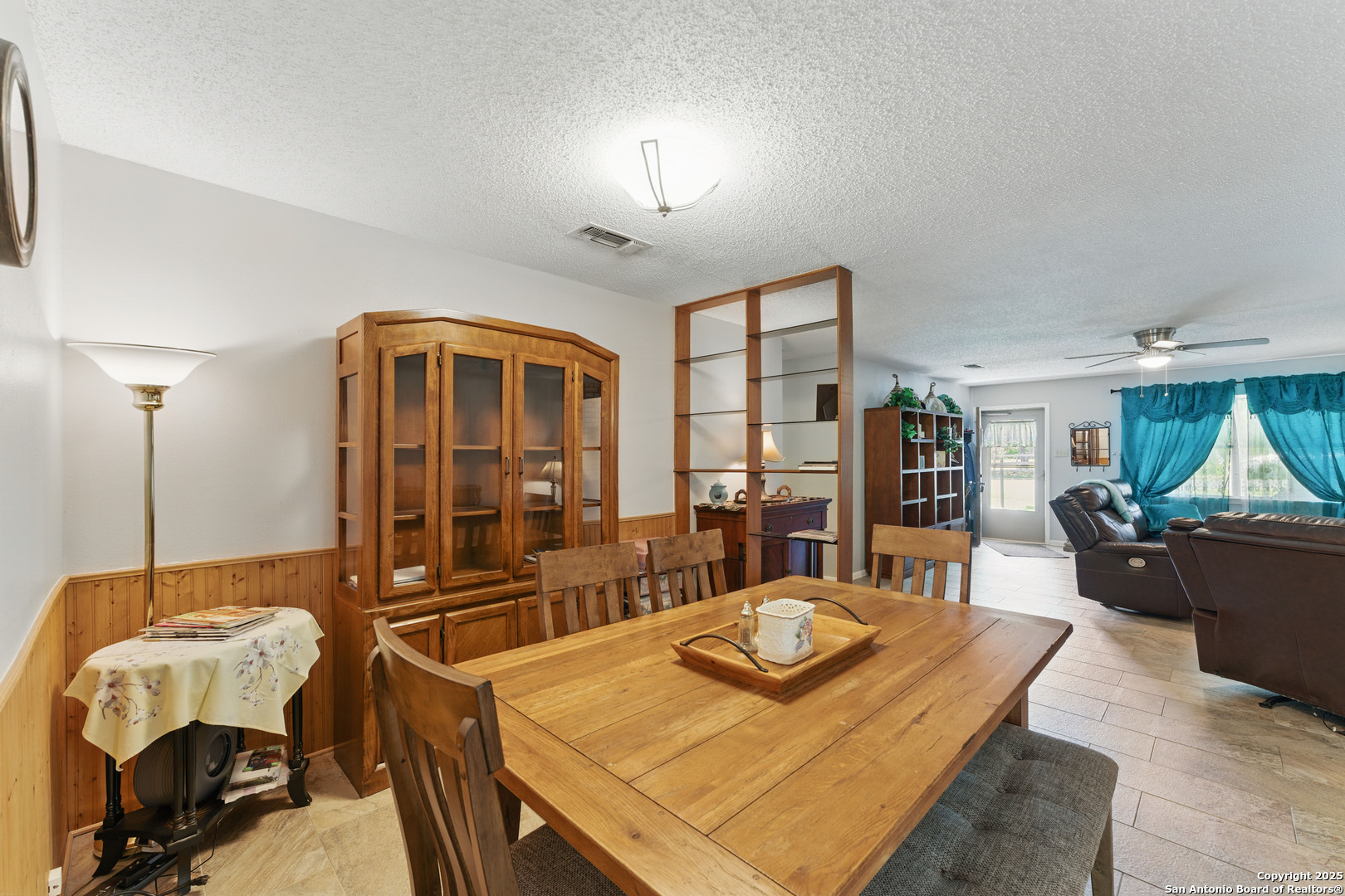 155 Valley View , Kerrville, TX, 78028 | 1864276 | Realty Texas LLC