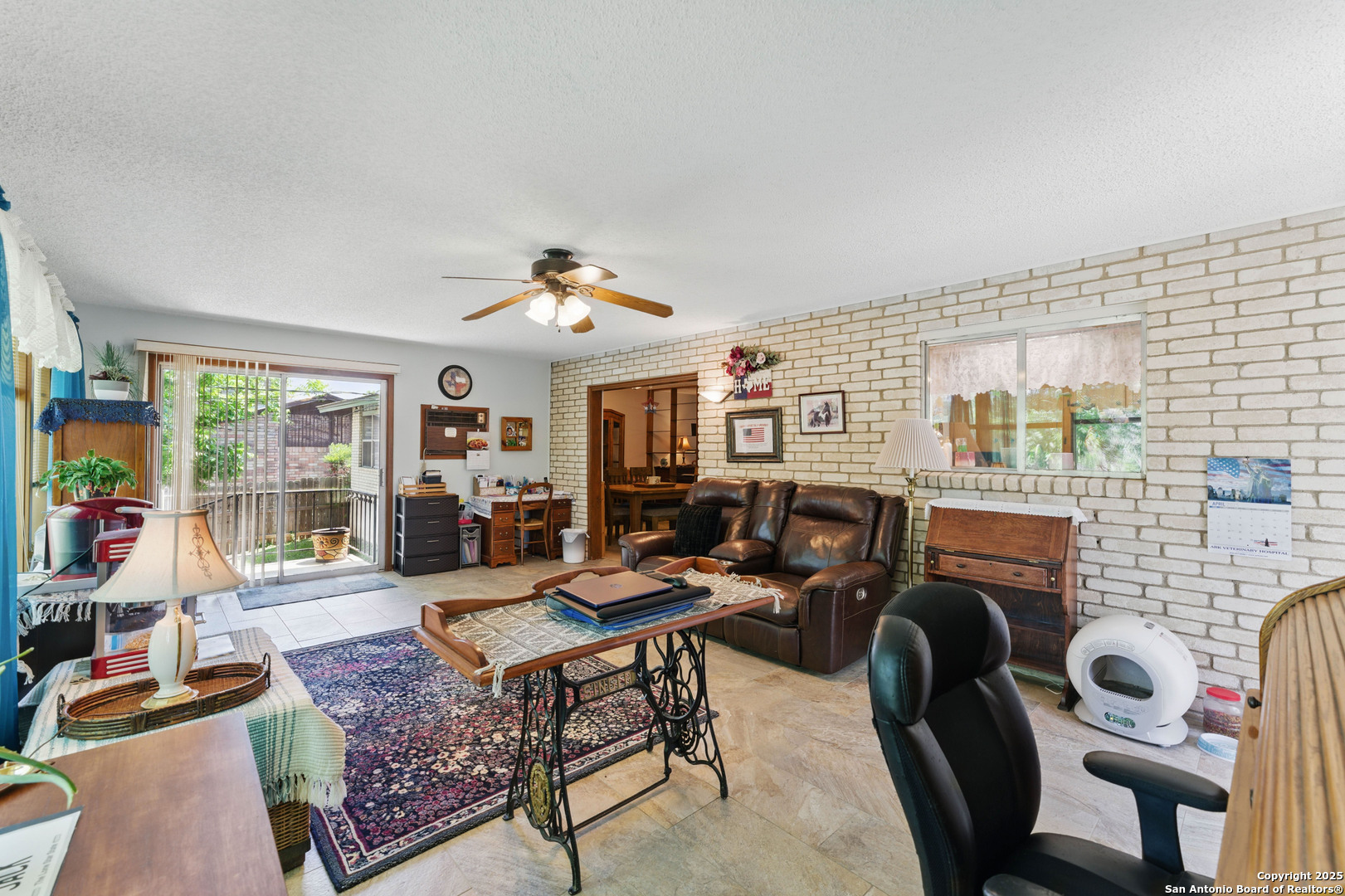 155 Valley View , Kerrville, TX, 78028 | 1864276 | Realty Texas LLC