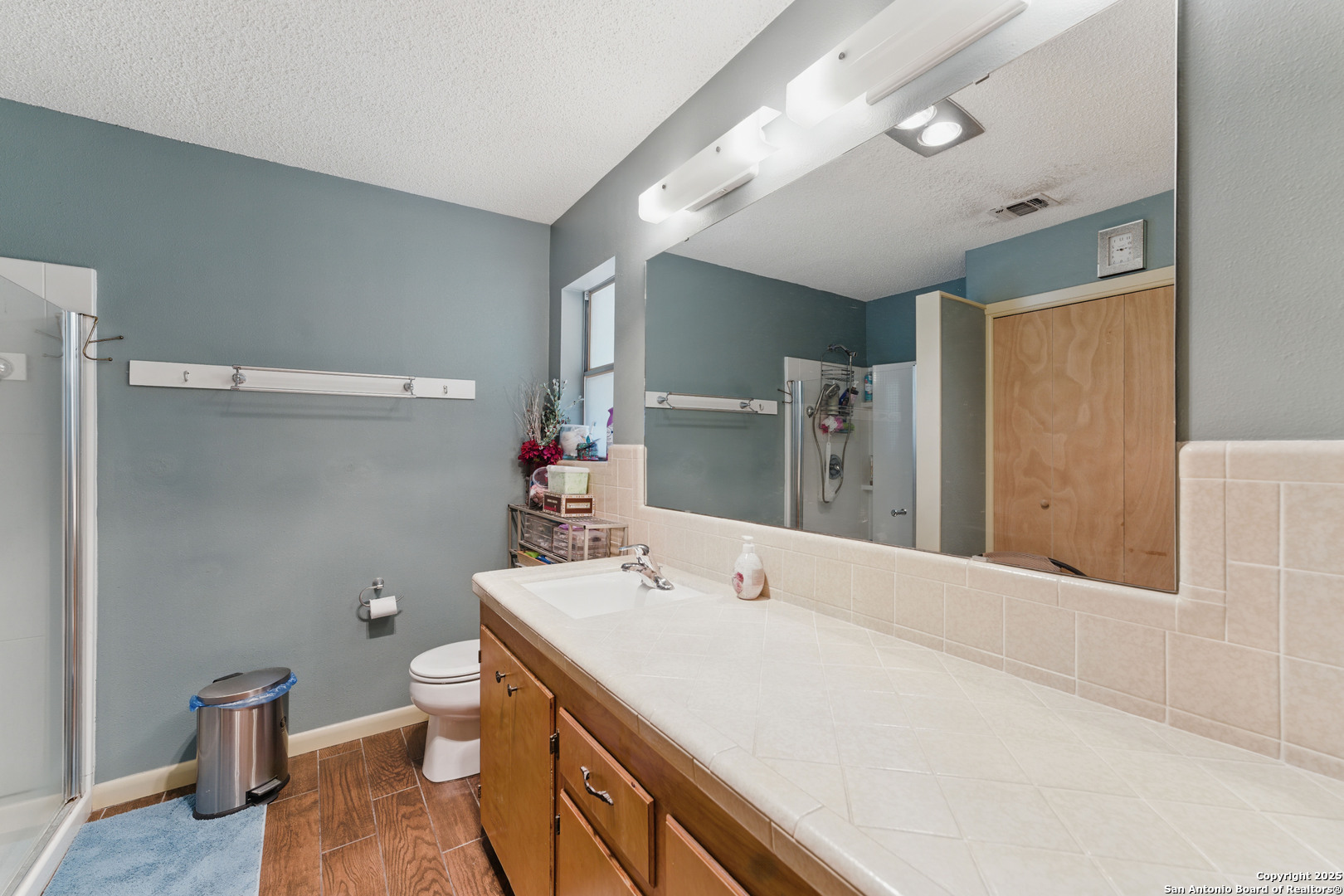 155 Valley View , Kerrville, TX, 78028 | 1864276 | Realty Texas LLC