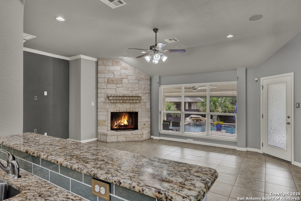274 Hamburg , New Braunfels, TX, 78132 | 1863355 | Realty Texas LLC