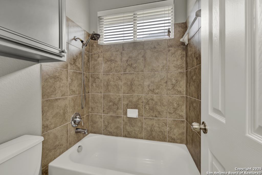 274 Hamburg , New Braunfels, TX, 78132 | 1863355 | Realty Texas LLC