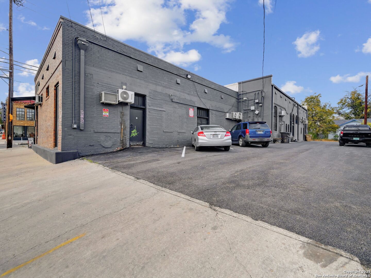 2100 Mccullough , San Antonio, TX, 78212 | 1864659 | Realty Texas LLC