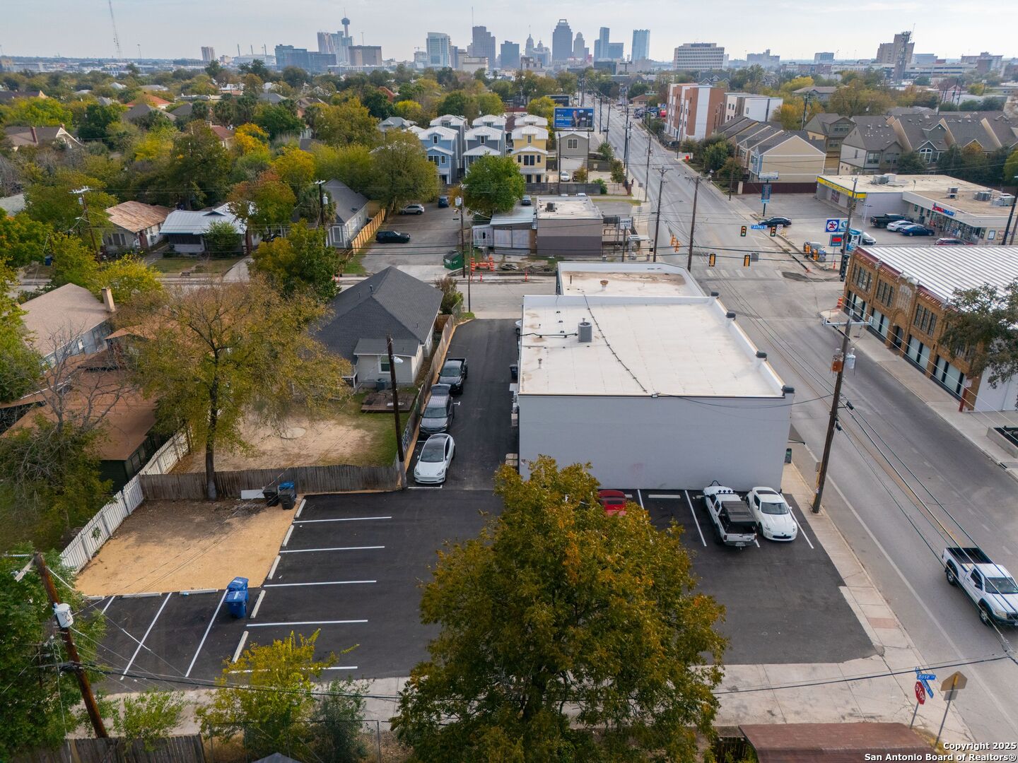 2100 Mccullough , San Antonio, TX, 78212 | 1864659 | Realty Texas LLC