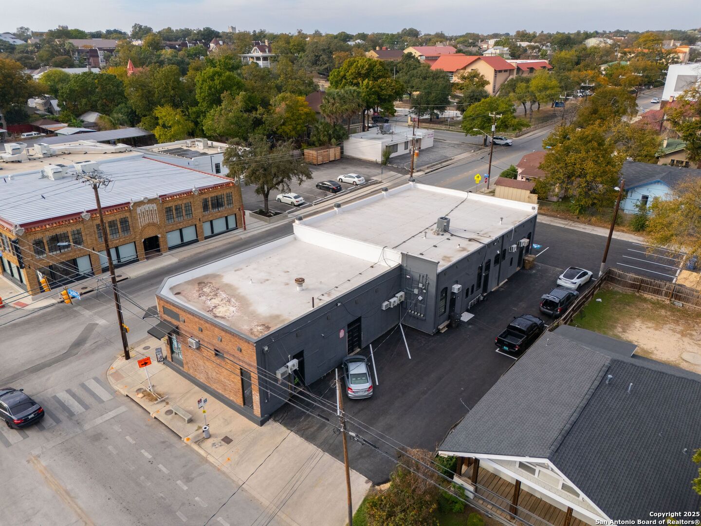 2100 Mccullough , San Antonio, TX, 78212 | 1864659 | Realty Texas LLC
