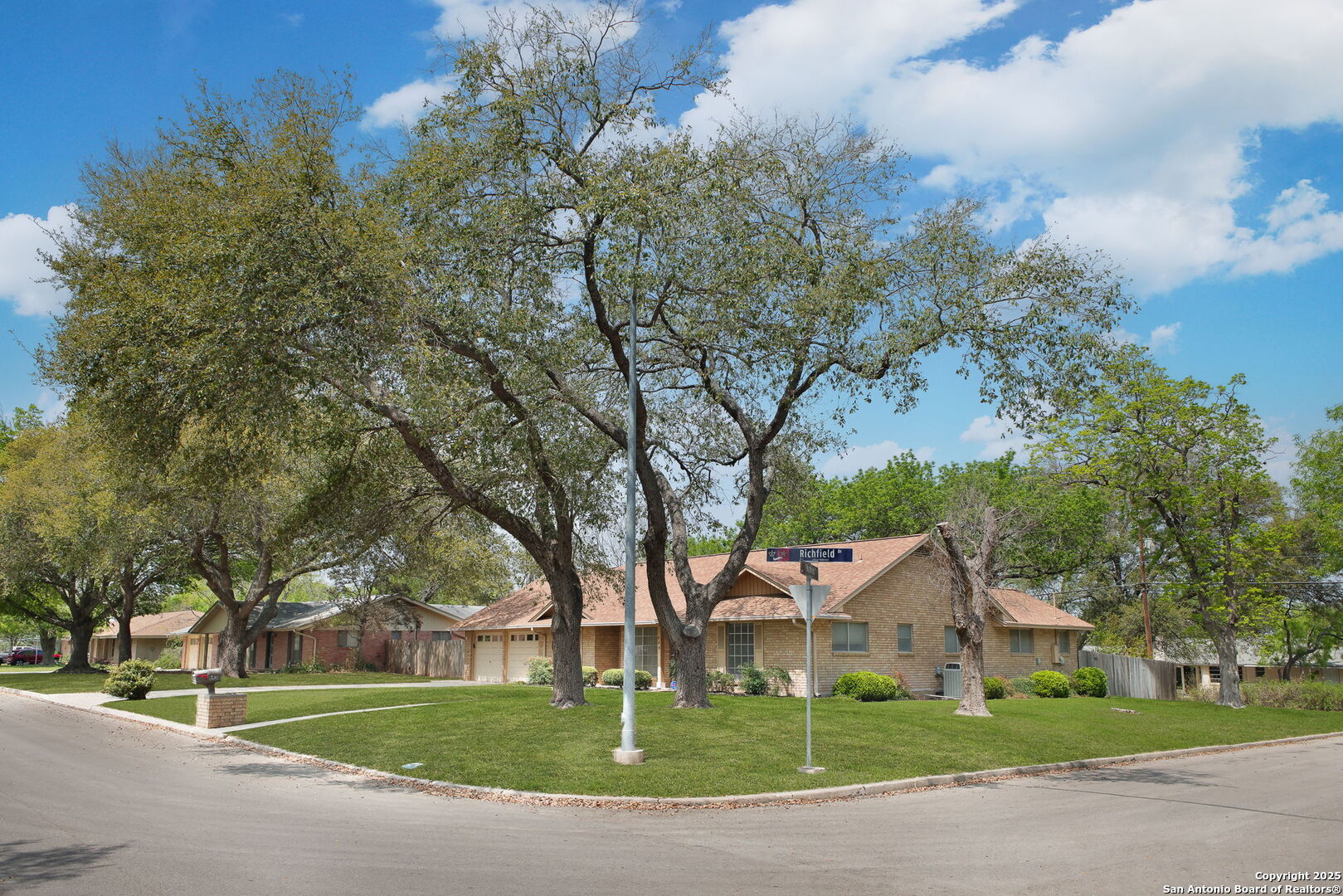 645 Richfield, WINDCREST, TX, 78239 | 1848623 | Realty Texas LLC
