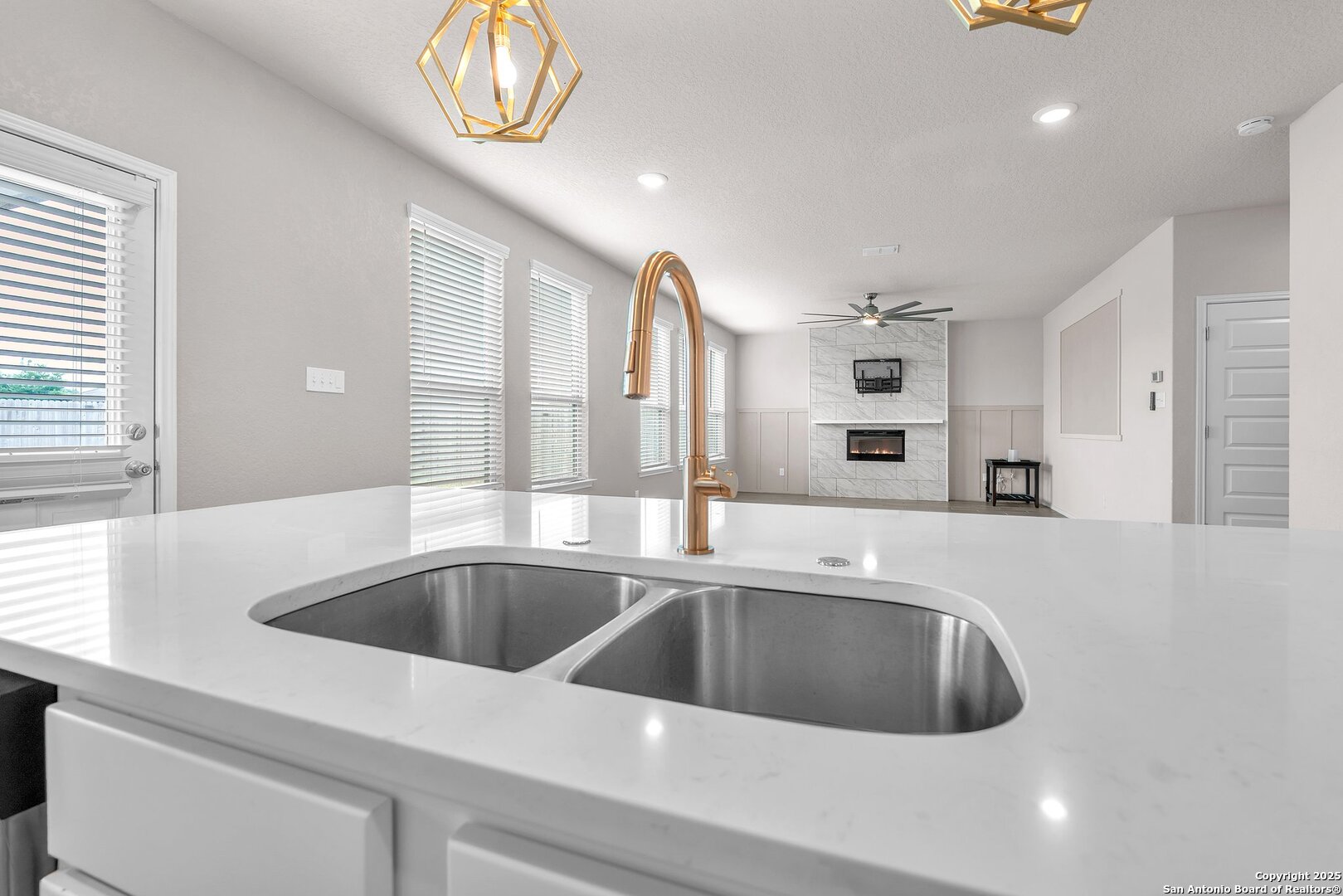 2448 Hiddenbrooke , Seguin, TX, 78155 | 1864548 | Realty Texas LLC
