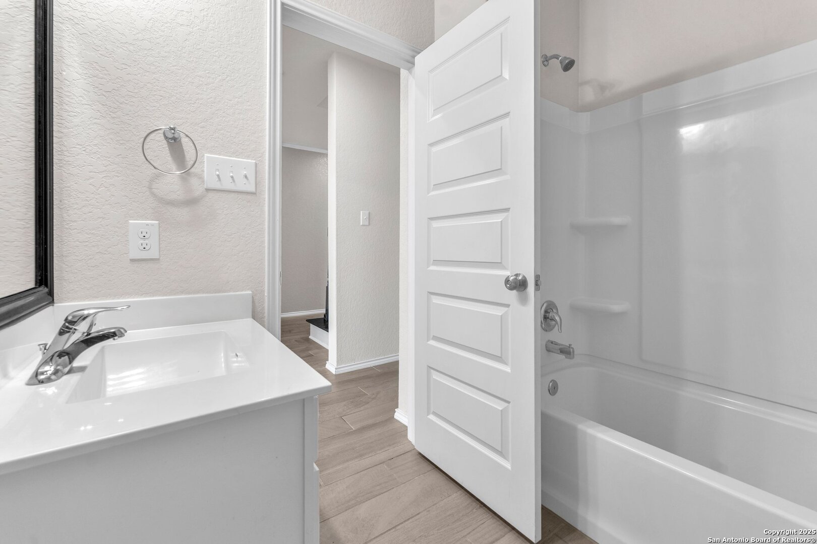 2448 Hiddenbrooke , Seguin, TX, 78155 | 1864548 | Realty Texas LLC