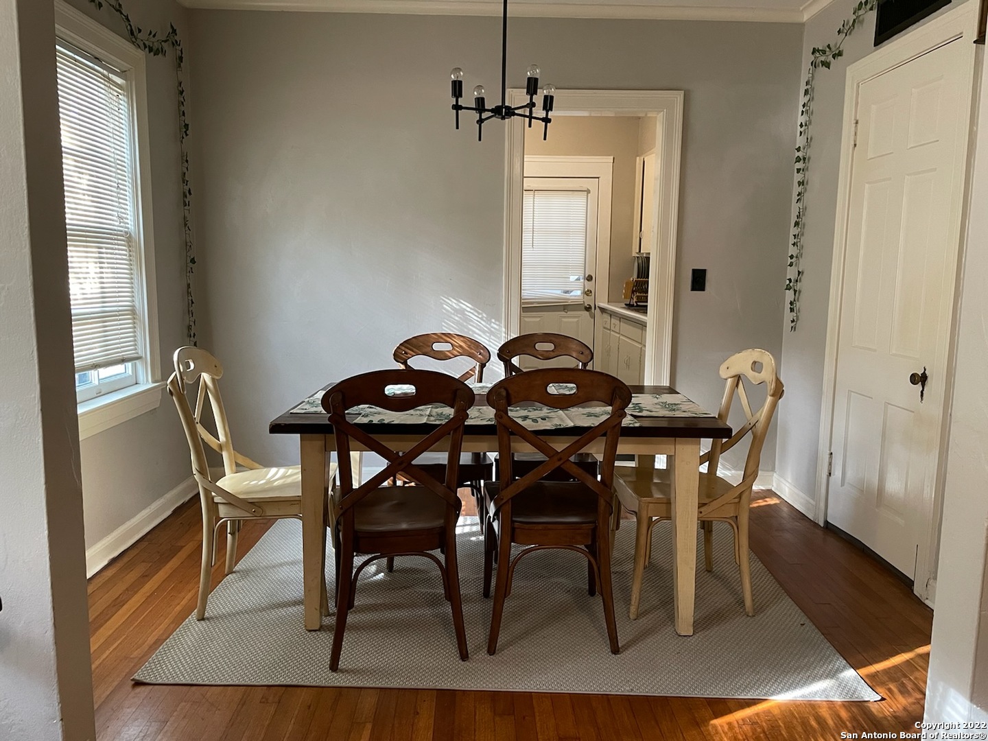 335 E Rosewood 1 , San Antonio, TX, 78212 | 1863683 | Realty Texas LLC