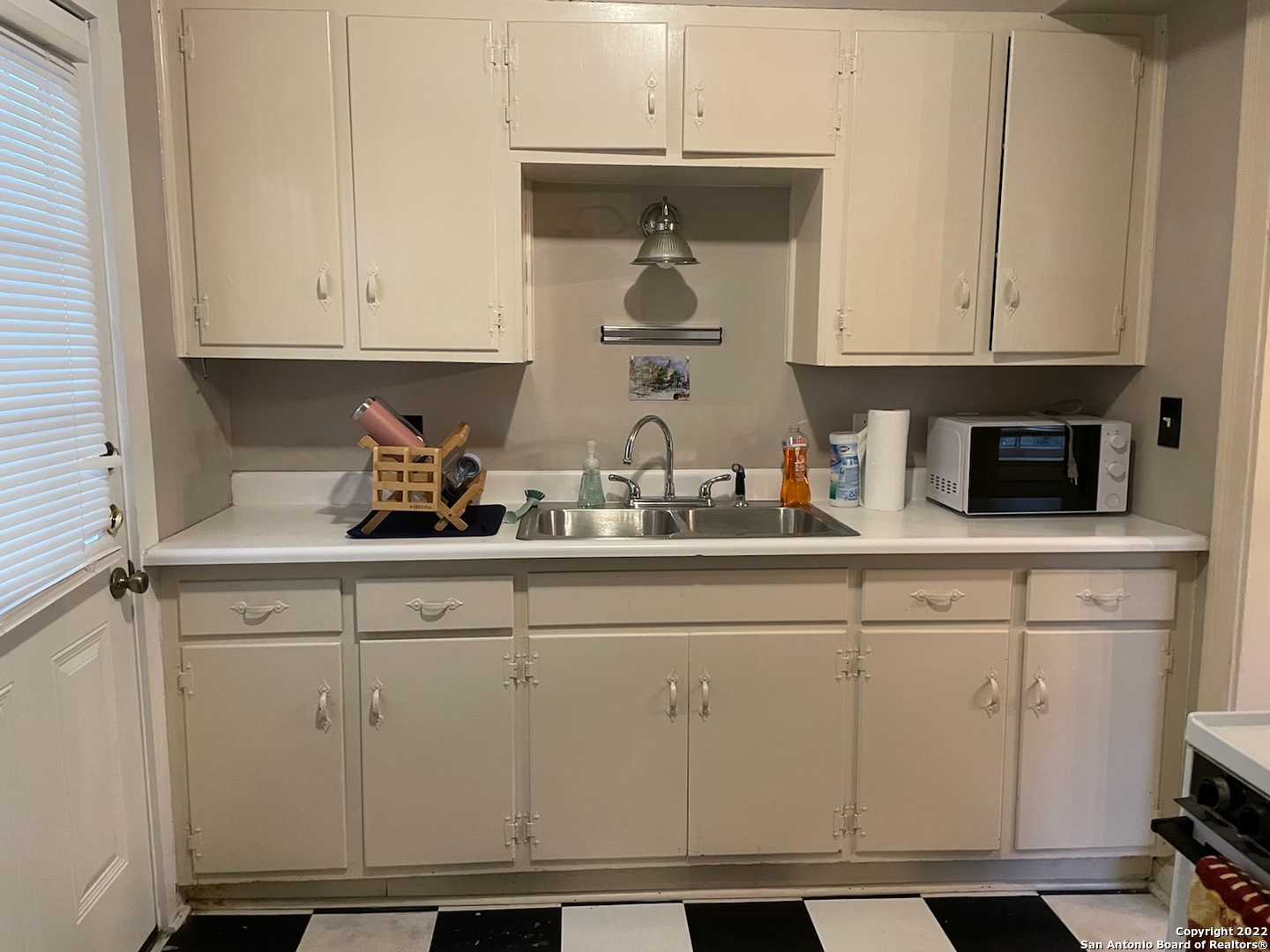 335 E Rosewood 1 , San Antonio, TX, 78212 | 1863683 | Realty Texas LLC