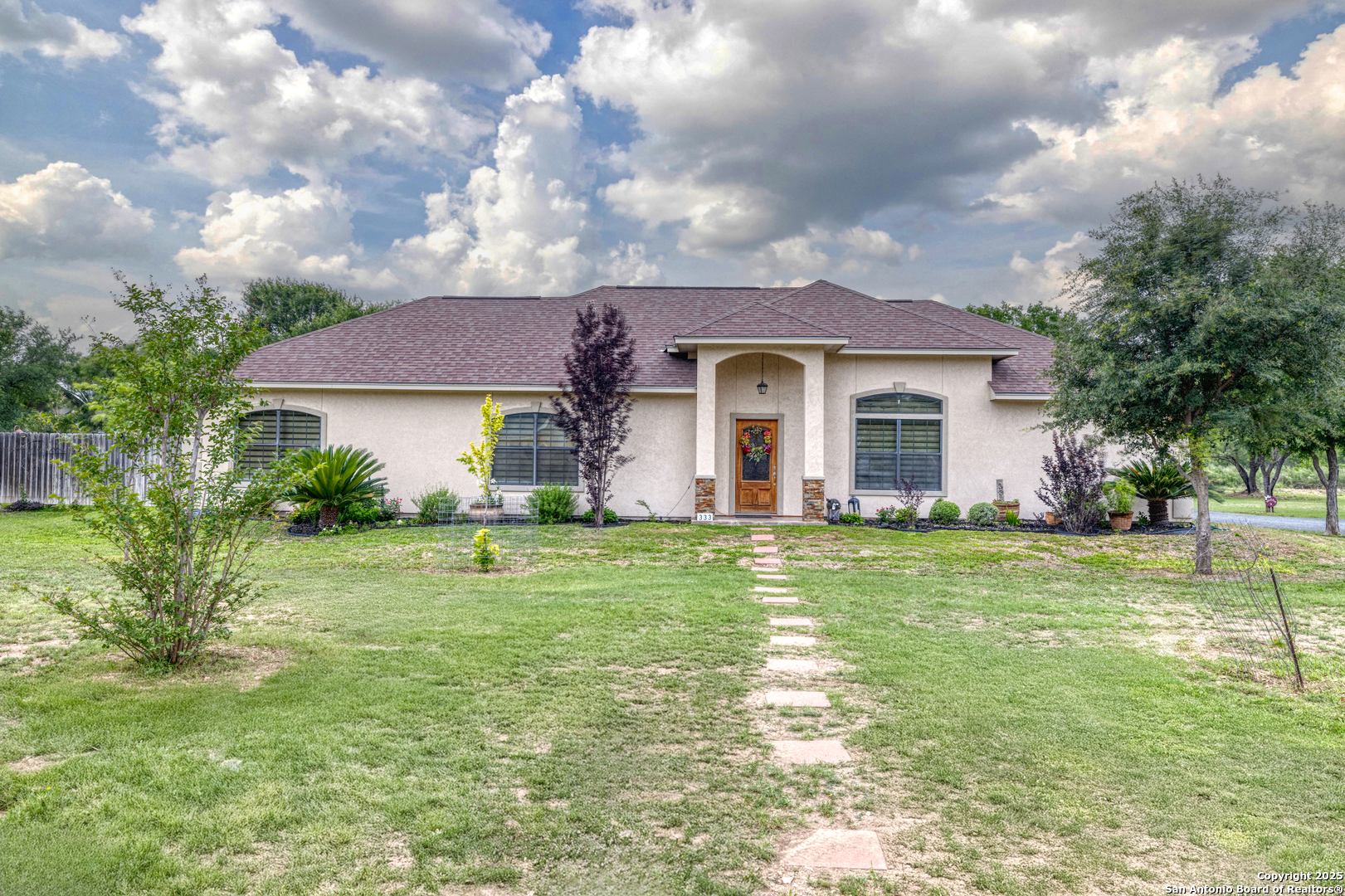 333 Studer , Uvalde, TX, 78801 | 1865102 | Realty Texas LLC