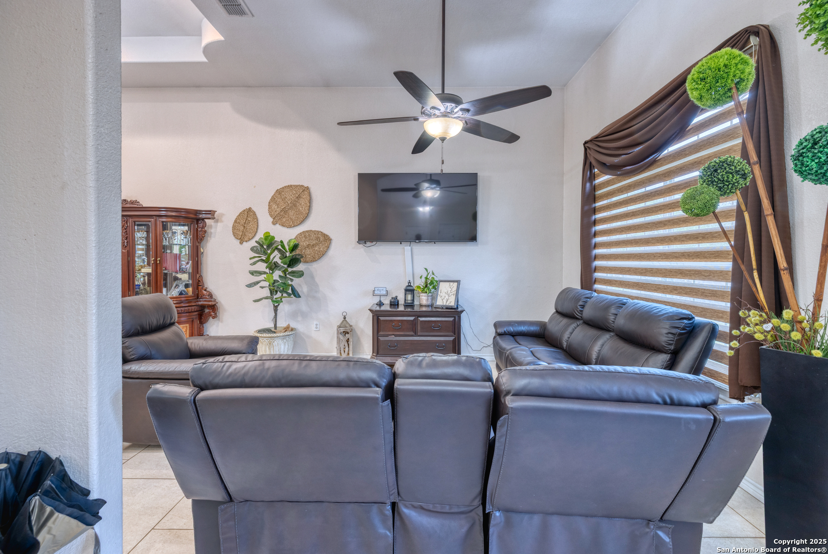 333 Studer , Uvalde, TX, 78801 | 1865102 | Realty Texas LLC