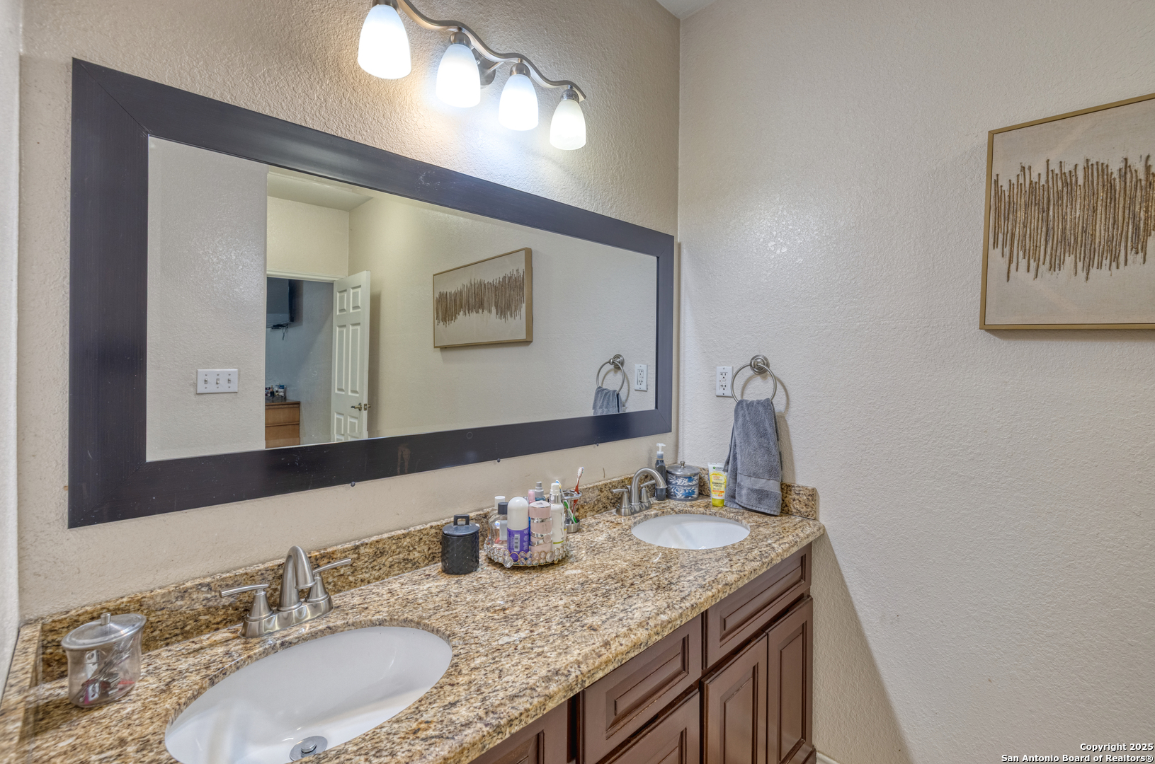 333 Studer , Uvalde, TX, 78801 | 1865102 | Realty Texas LLC