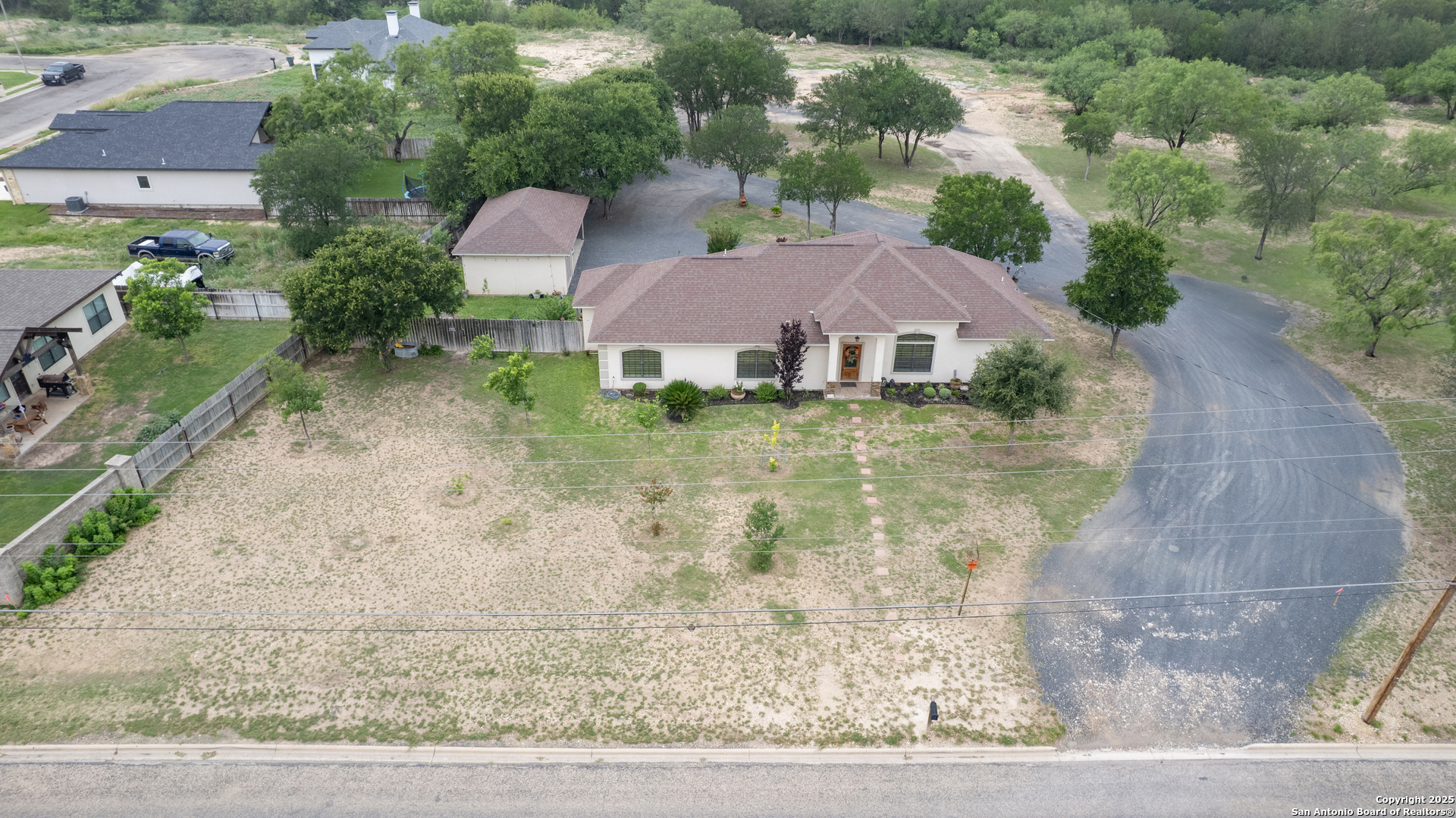 333 Studer , Uvalde, TX, 78801 | 1865102 | Realty Texas LLC