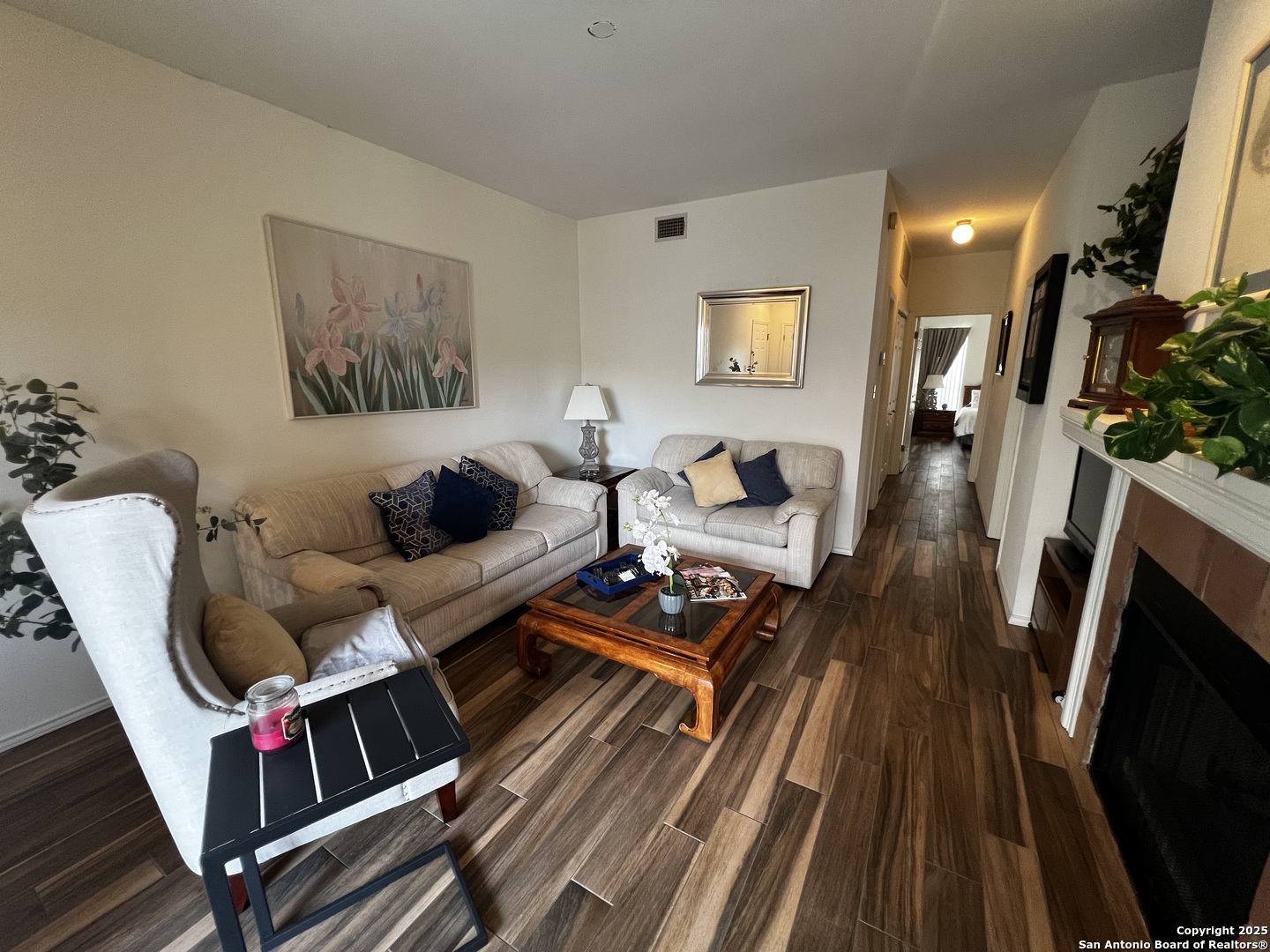 11839 Parliament 2122 , San Antonio, TX, 78216 | 1864871 | Realty Texas LLC
