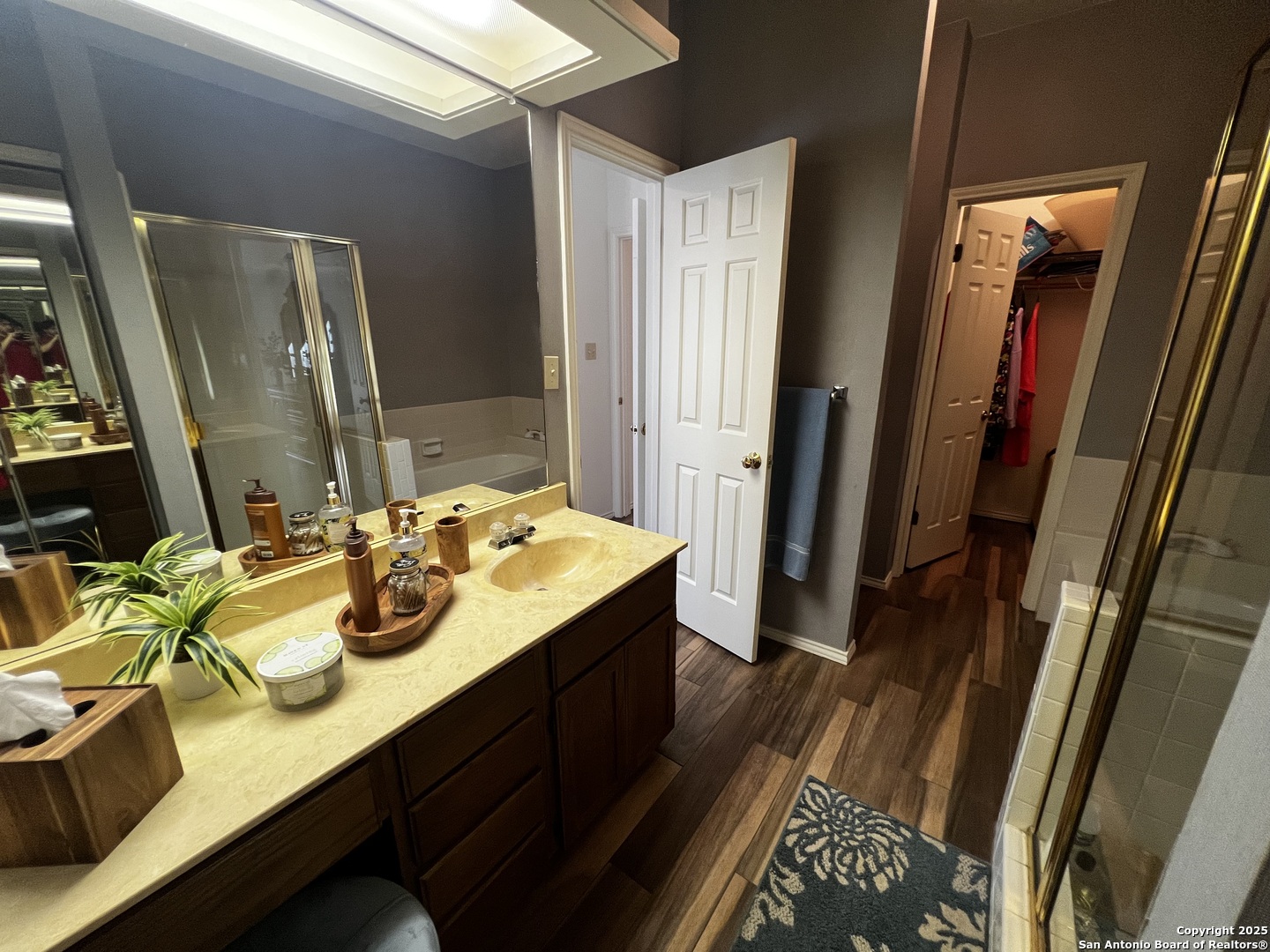 11839 Parliament 2122 , San Antonio, TX, 78216 | 1864871 | Realty Texas LLC