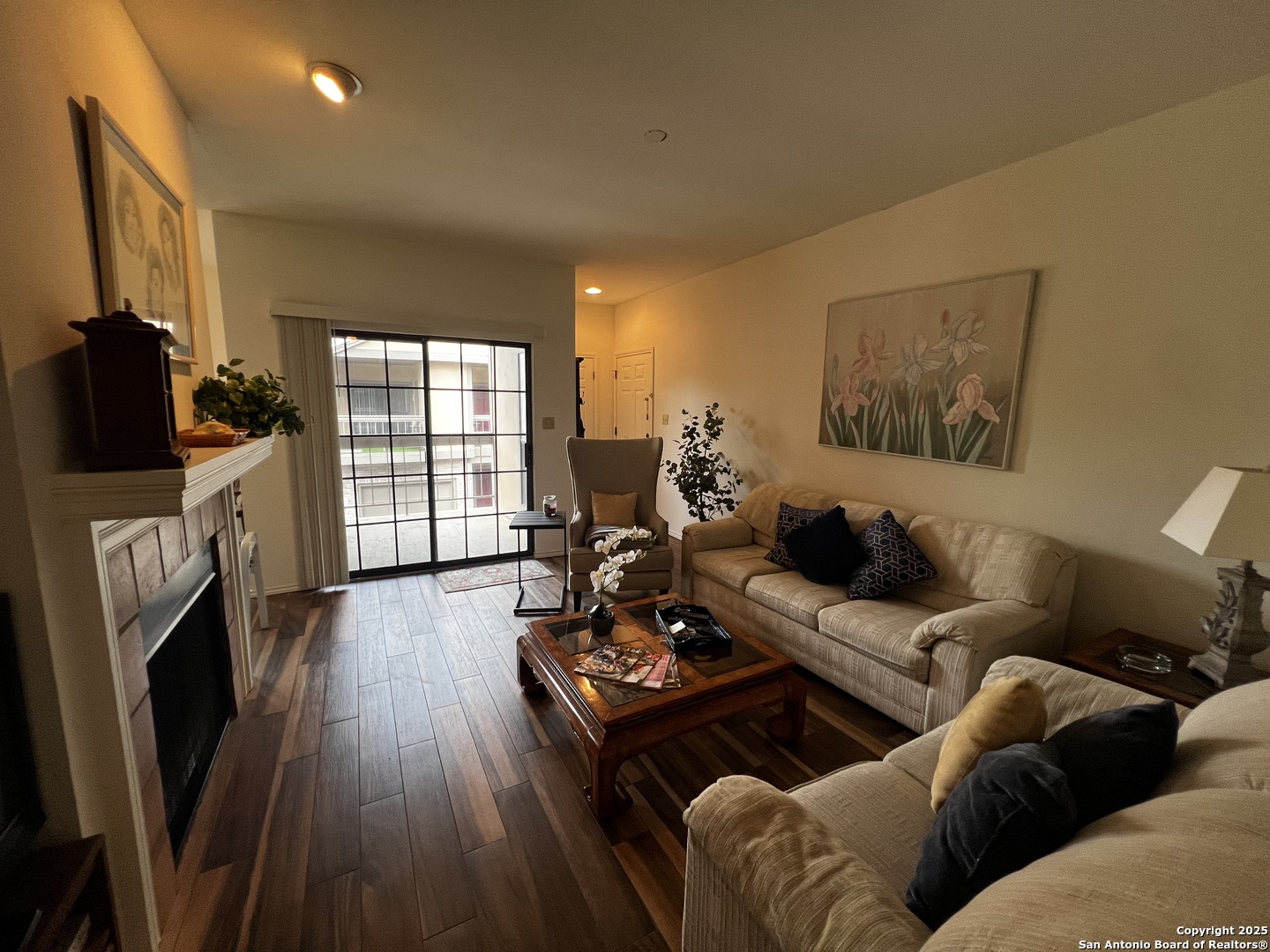 11839 Parliament 2122 , San Antonio, TX, 78216 | 1864871 | Realty Texas LLC