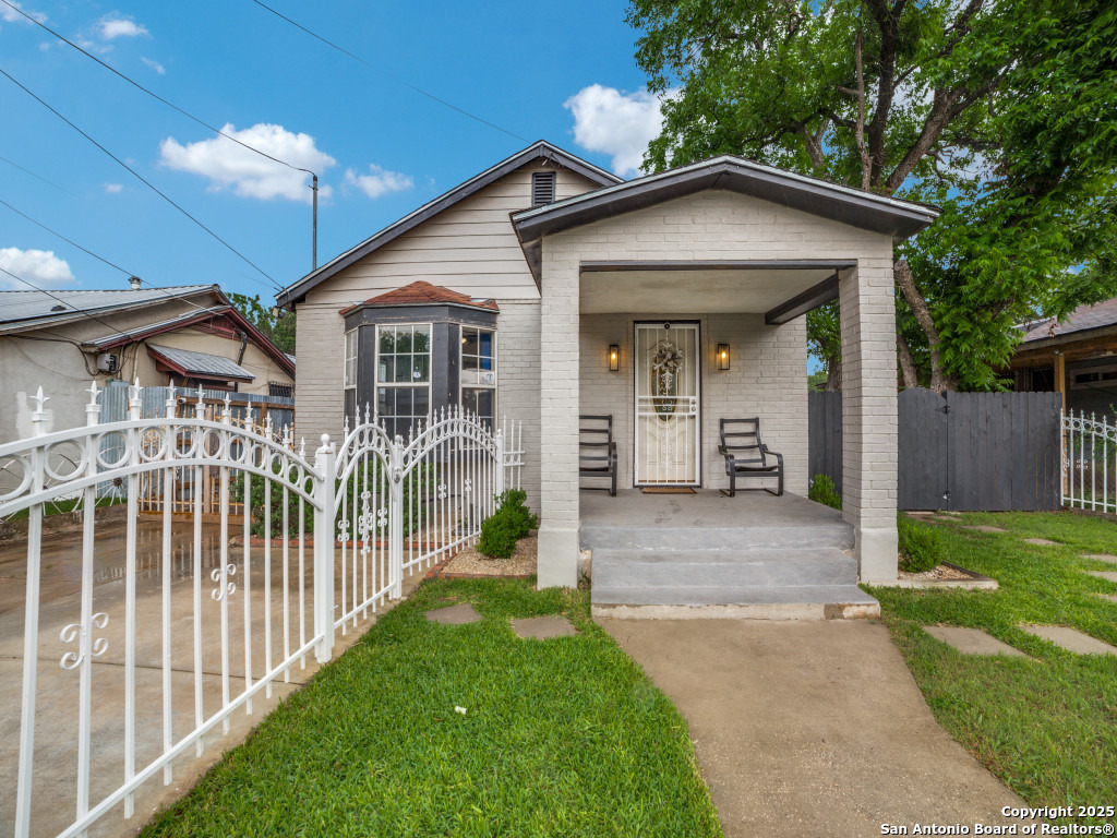 712 Theo , San Antonio, TX, 78225 | 1864855 | Realty Texas LLC