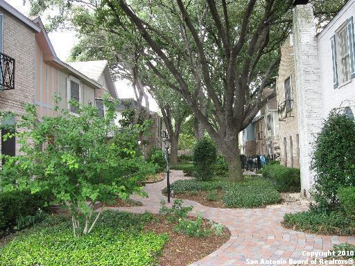 2811 Woodbury Dr 302 , San Antonio, TX, 78217-5772 | 1865695 | Realty Texas LLC