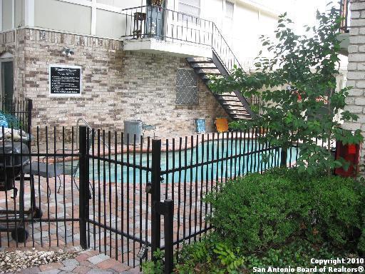 2811 Woodbury Dr 302 , San Antonio, TX, 78217-5772 | 1865695 | Realty Texas LLC