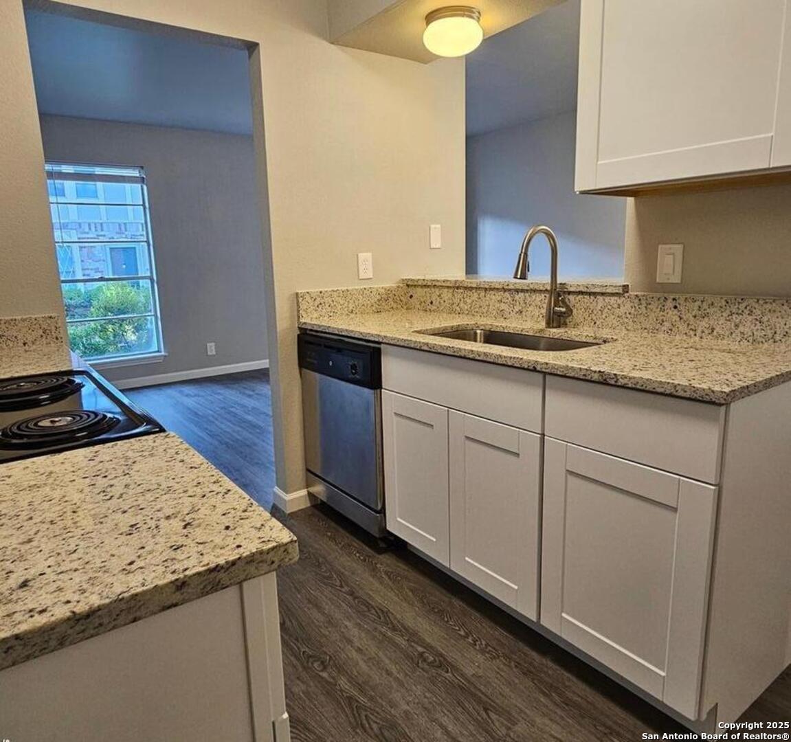 2811 Woodbury Dr 302 , San Antonio, TX, 78217-5772 | 1865695 | Realty Texas LLC