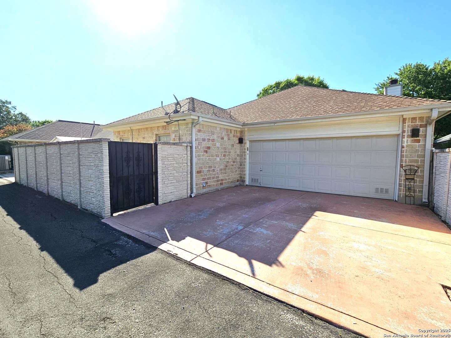 1517 Circle Oak , Schertz, TX, 78154 | 1865685 | Realty Texas LLC