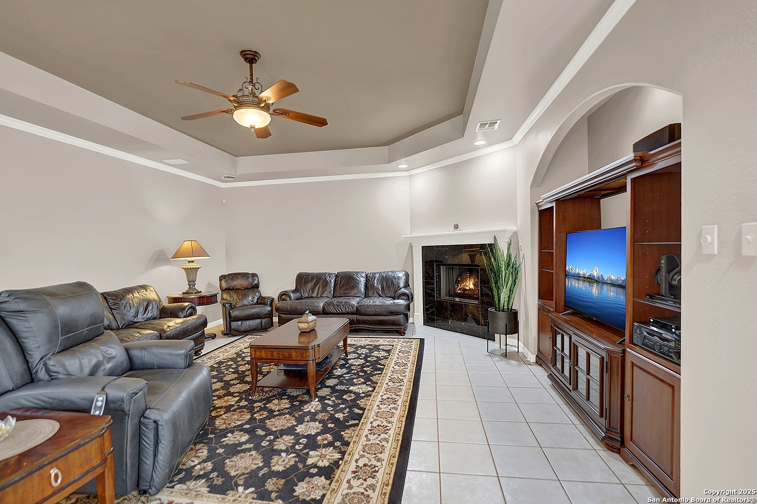 1517 Circle Oak , Schertz, TX, 78154 | 1865685 | Realty Texas LLC