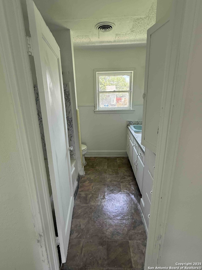 703 Alexander Hamilton , San Antonio, TX, 78228 | 1866053 | Realty Texas LLC
