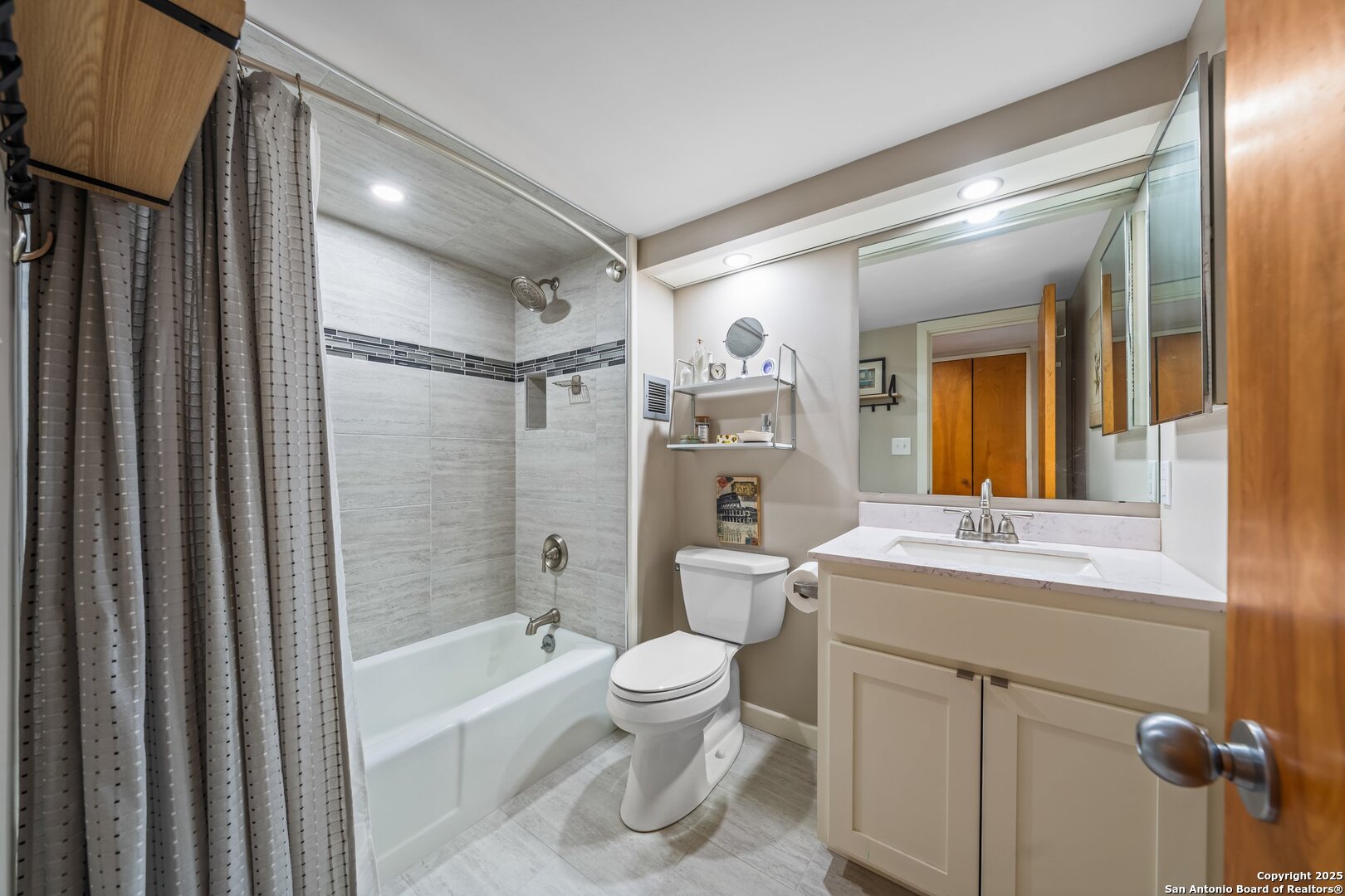 1000 Guadalupe 3d G1 , Kerrville, TX, 78028 | 1866022 | Realty Texas LLC