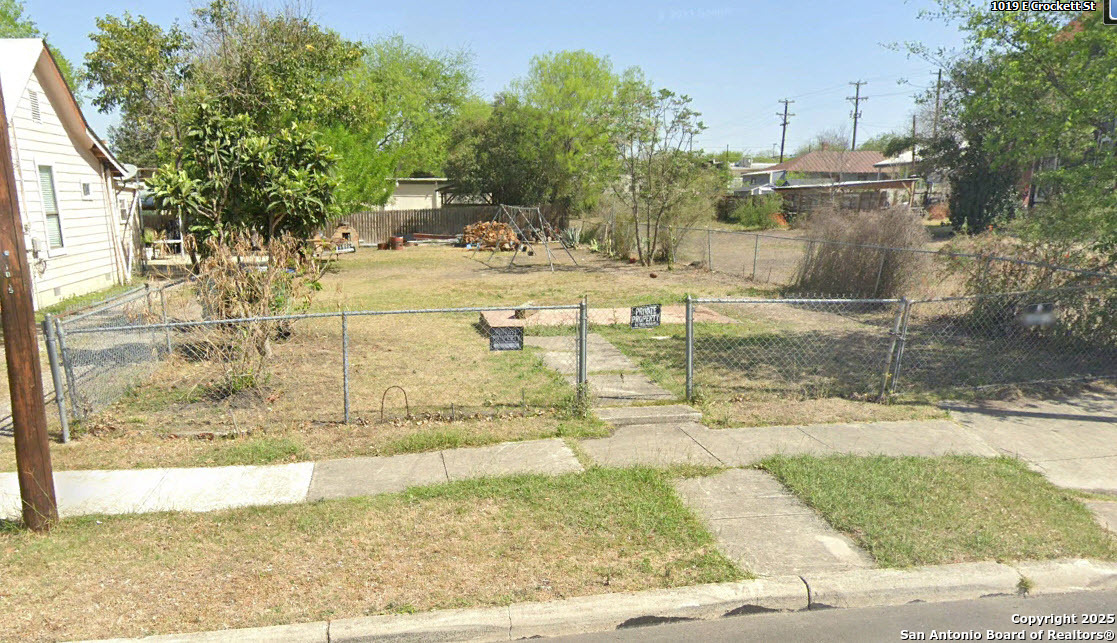 1019 E Crockett St, SANANTONIO, TX, 78202 | 1866476 | Realty Texas LLC