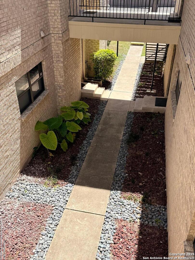 11843 Braesview 108 , San Antonio, TX, 78213 | 1866995 | Realty Texas LLC