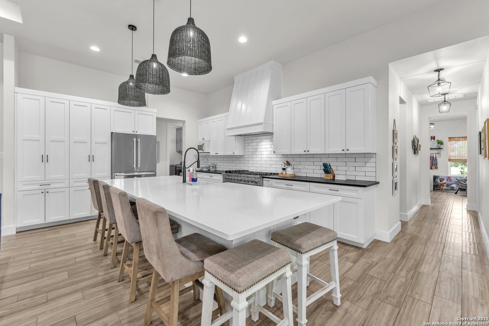 740 Sharp Springs, BULVERDE, TX, 78163 | 1866319 | Realty Texas LLC