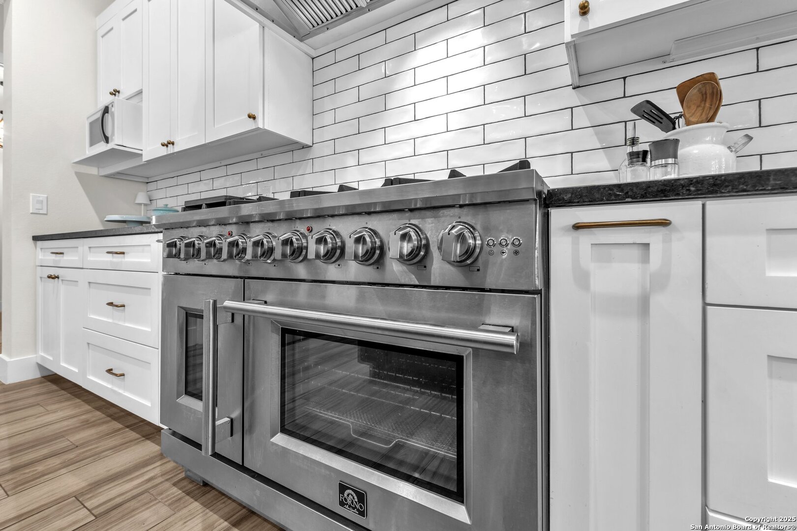 740 Sharp Springs, BULVERDE, TX, 78163 | 1866319 | Realty Texas LLC