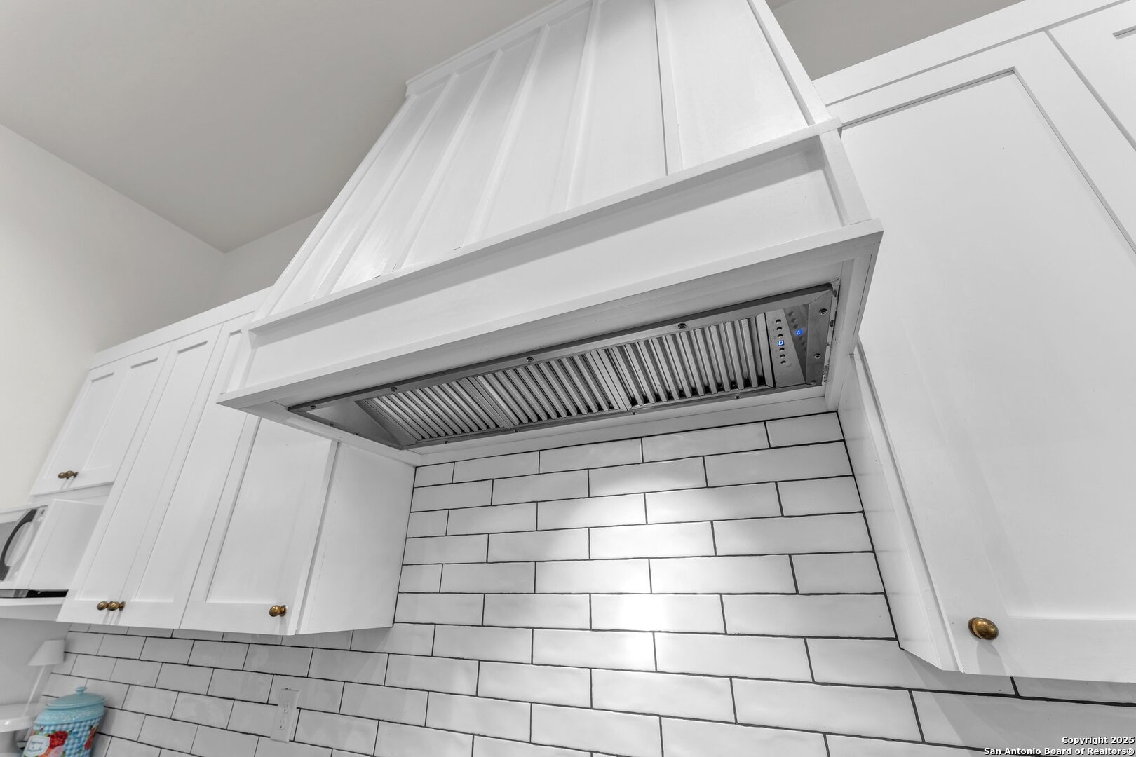 740 Sharp Springs, BULVERDE, TX, 78163 | 1866319 | Realty Texas LLC