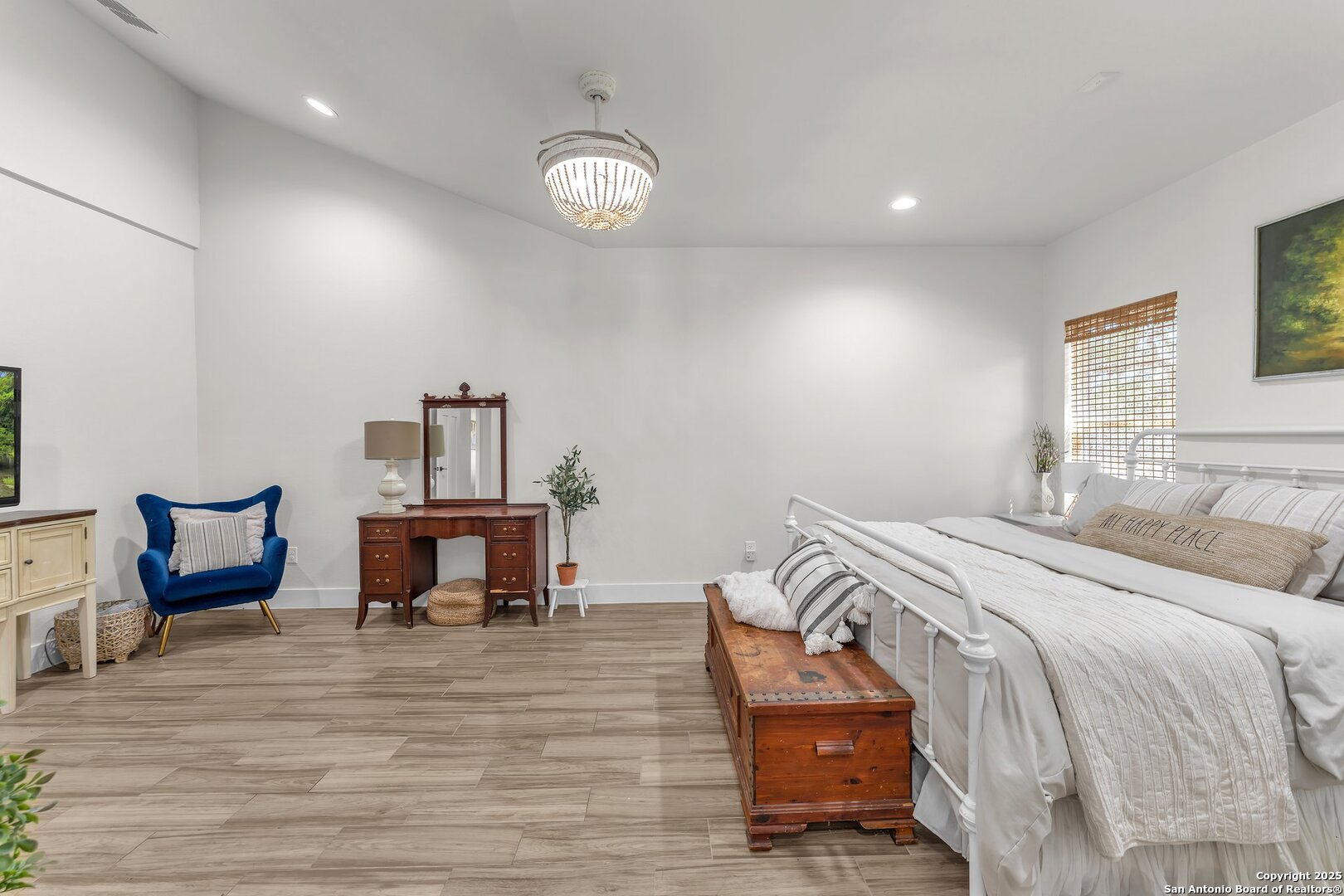 740 Sharp Springs, BULVERDE, TX, 78163 | 1866319 | Realty Texas LLC