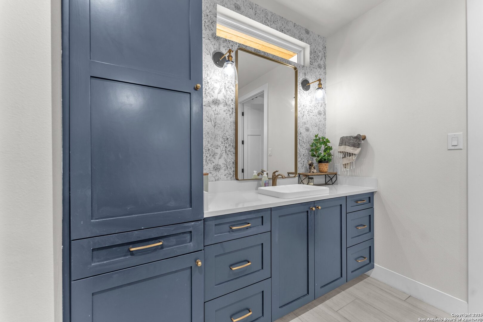 740 Sharp Springs, BULVERDE, TX, 78163 | 1866319 | Realty Texas LLC