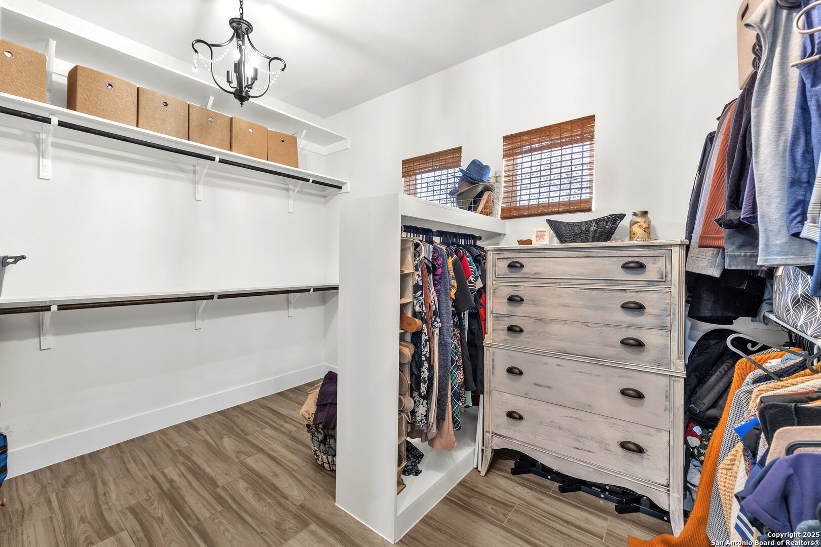 740 Sharp Springs, BULVERDE, TX, 78163 | 1866319 | Realty Texas LLC