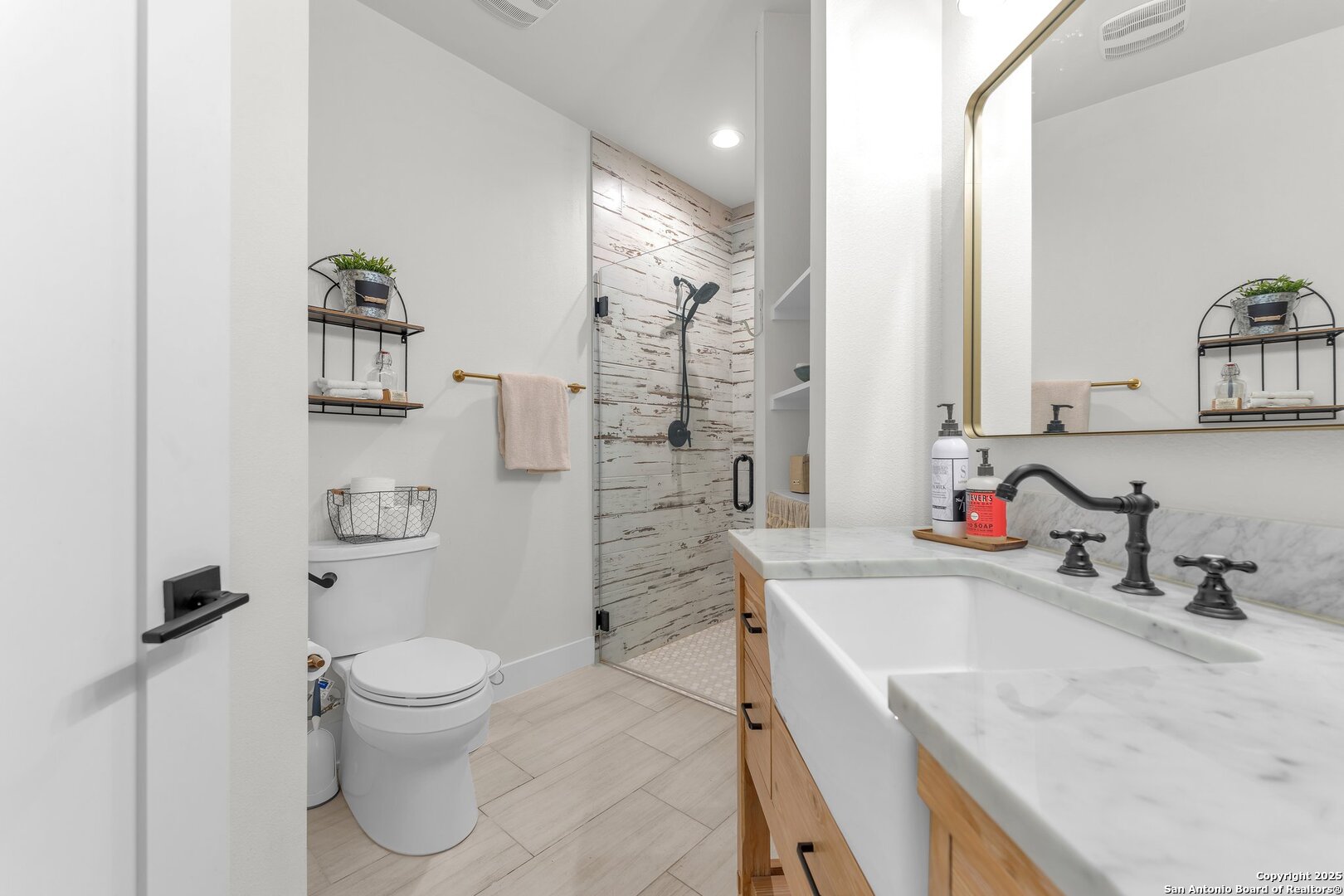 740 Sharp Springs, BULVERDE, TX, 78163 | 1866319 | Realty Texas LLC