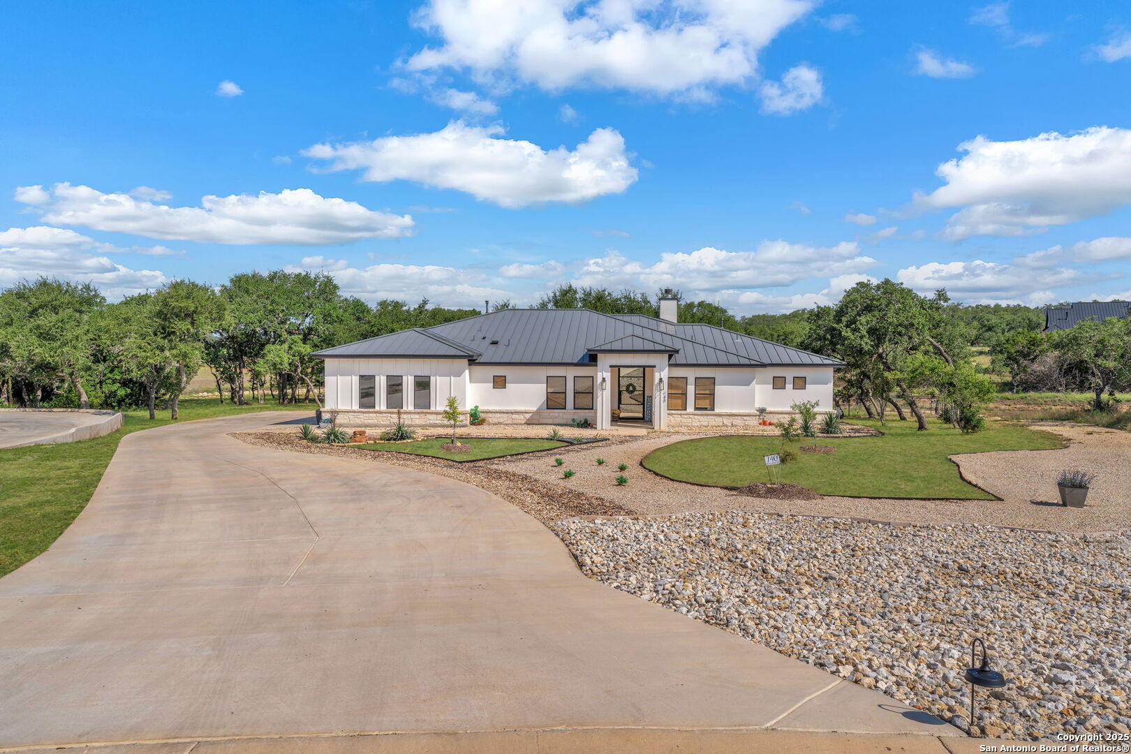740 Sharp Springs, BULVERDE, TX, 78163 | 1866319 | Realty Texas LLC